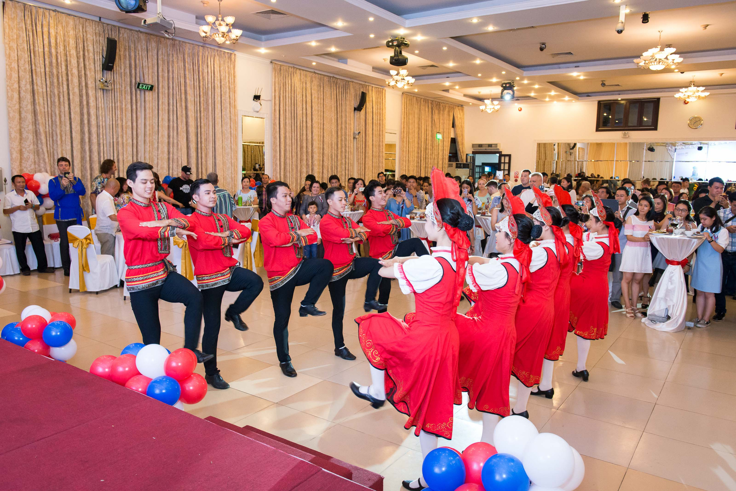 День России во Вьетнаме. Юлия Розанова, коммерческий фоторепортаж в Москве