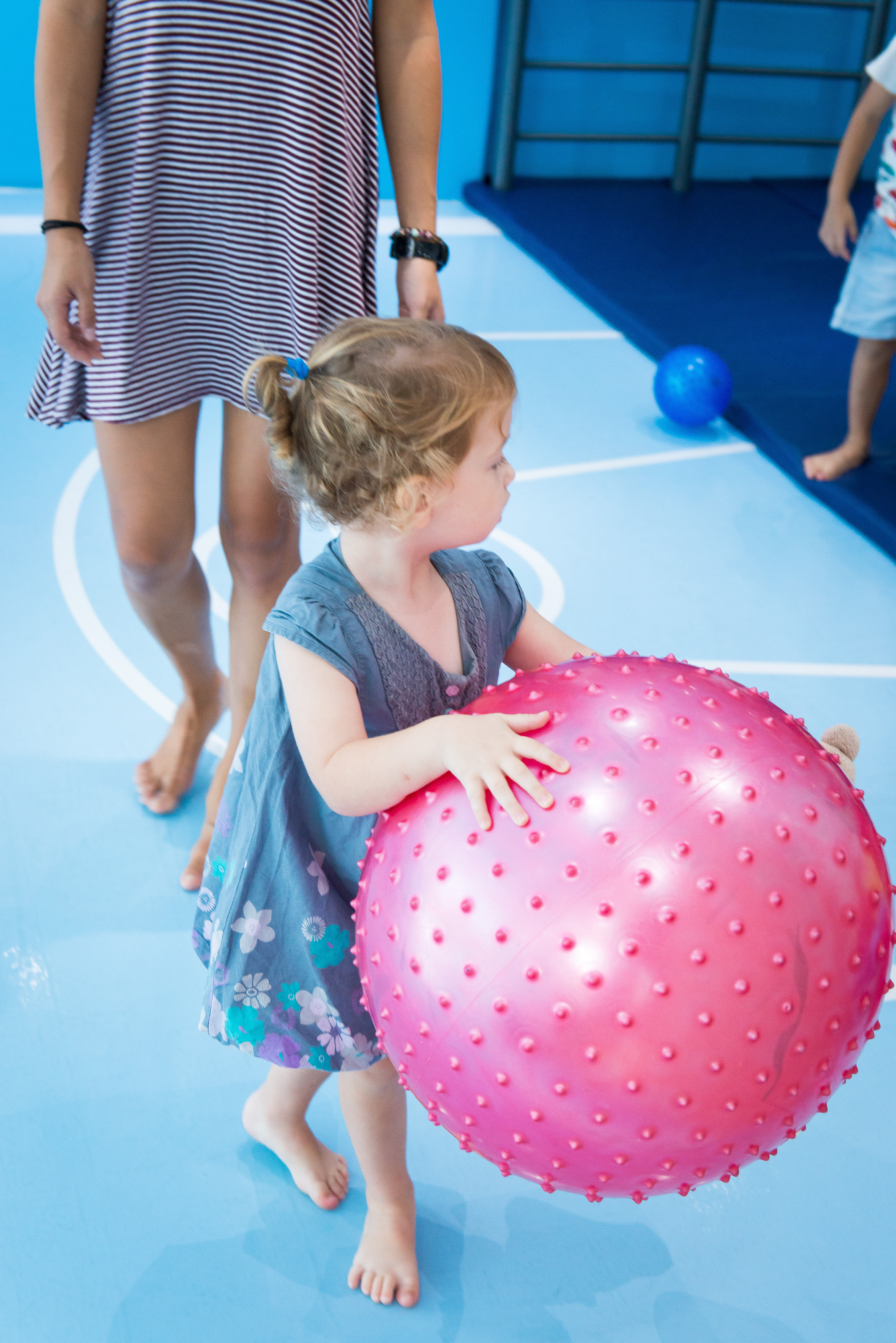 Дима и Алла. Алиса идёт впервые в сад. Вьетнам. Юлия Розанова, коммерческий фоторепортаж в Москве