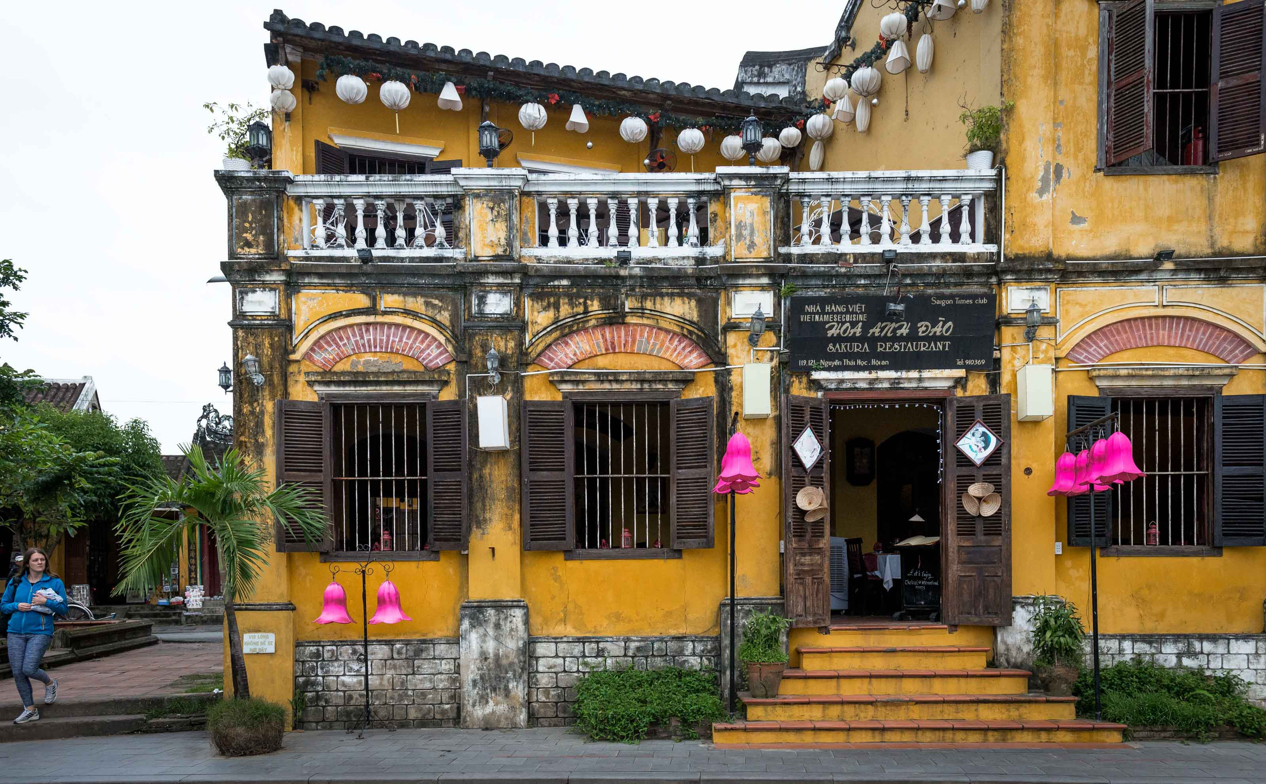 Хойан. Январь 2018. Юлия Розанова, коммерческий фоторепортаж в Москве