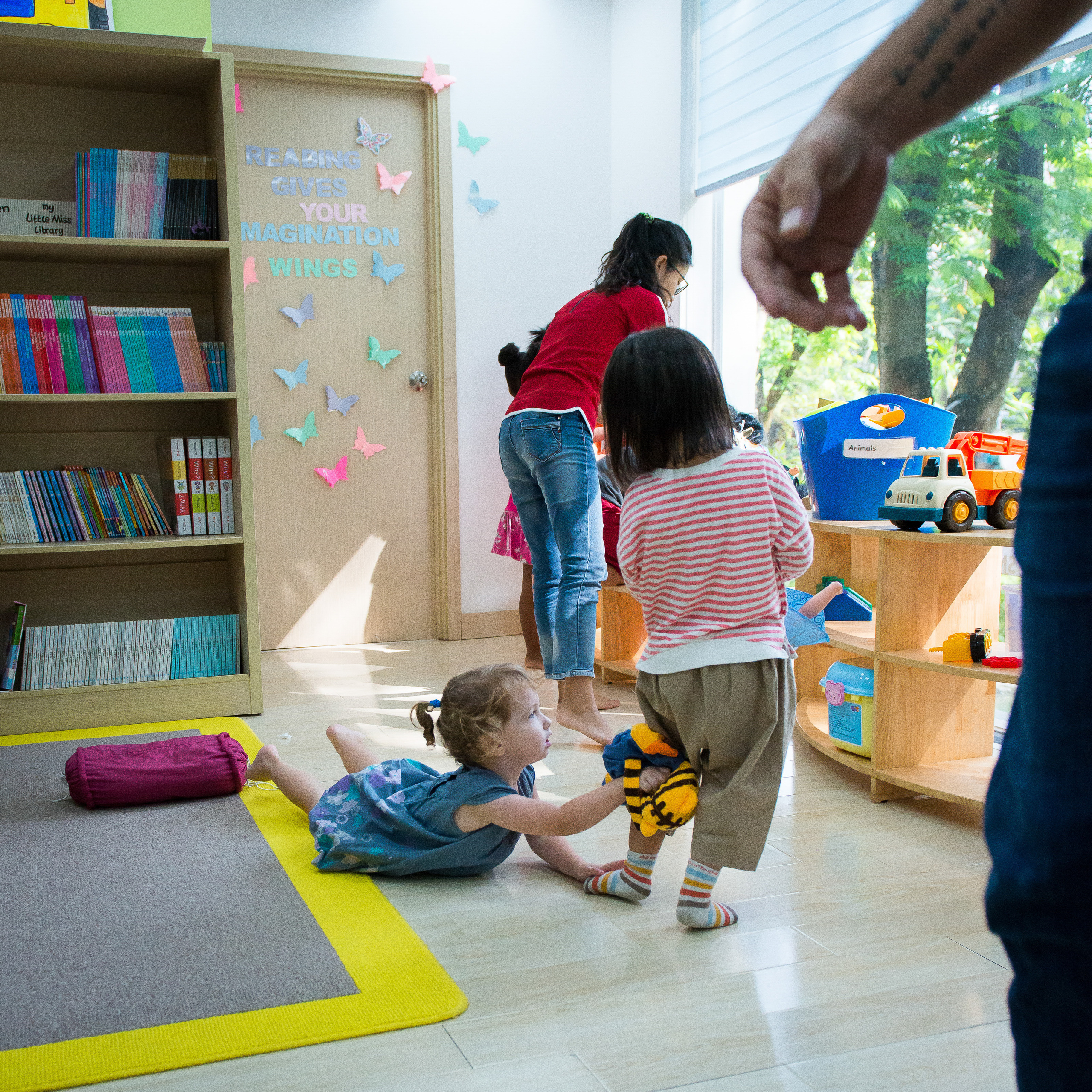 Дима и Алла. Алиса идёт впервые в сад. Вьетнам. Юлия Розанова, коммерческий фоторепортаж в Москве