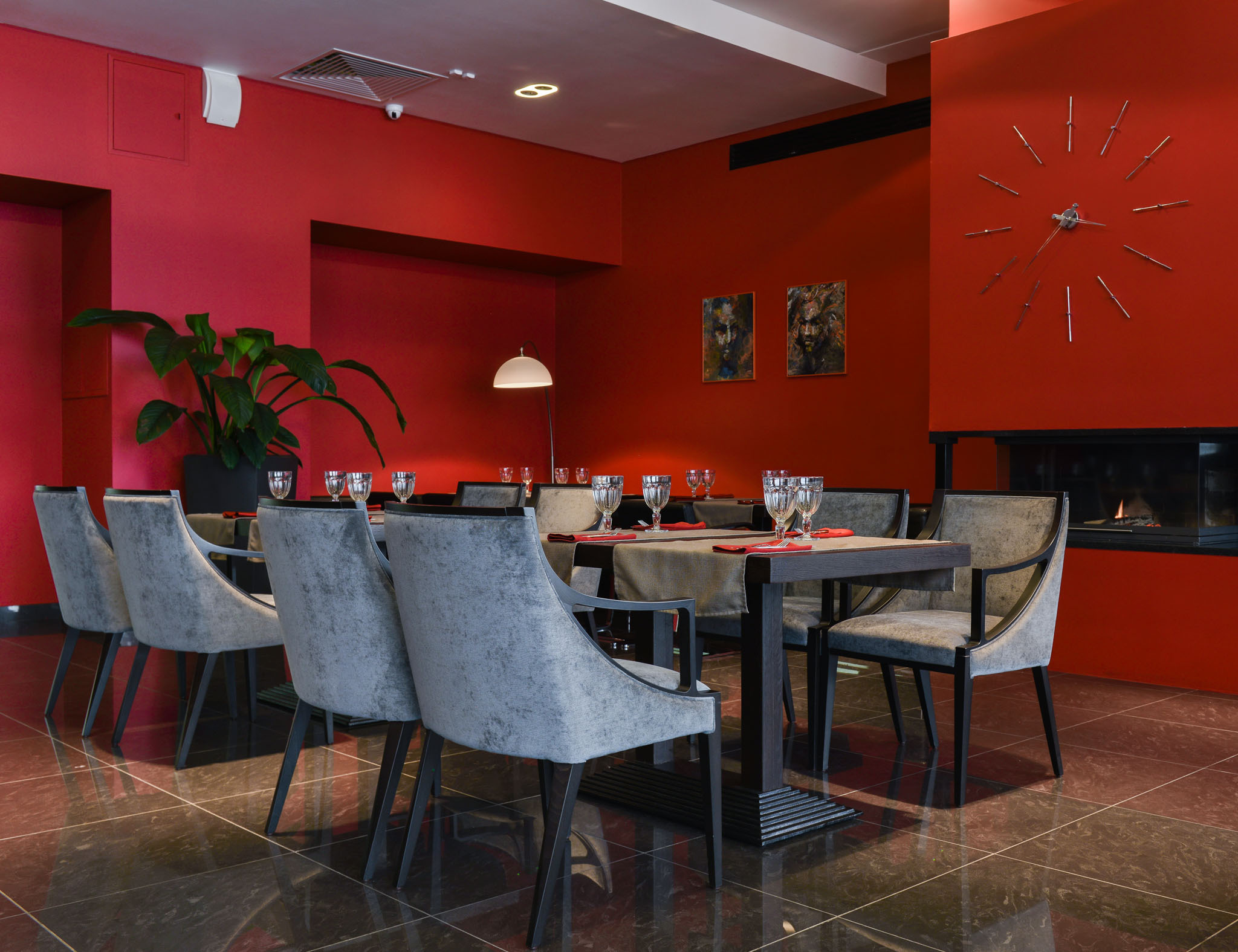 Ресторан на Шаболовке. Юлия Розанова, коммерческий фоторепортаж в Москве