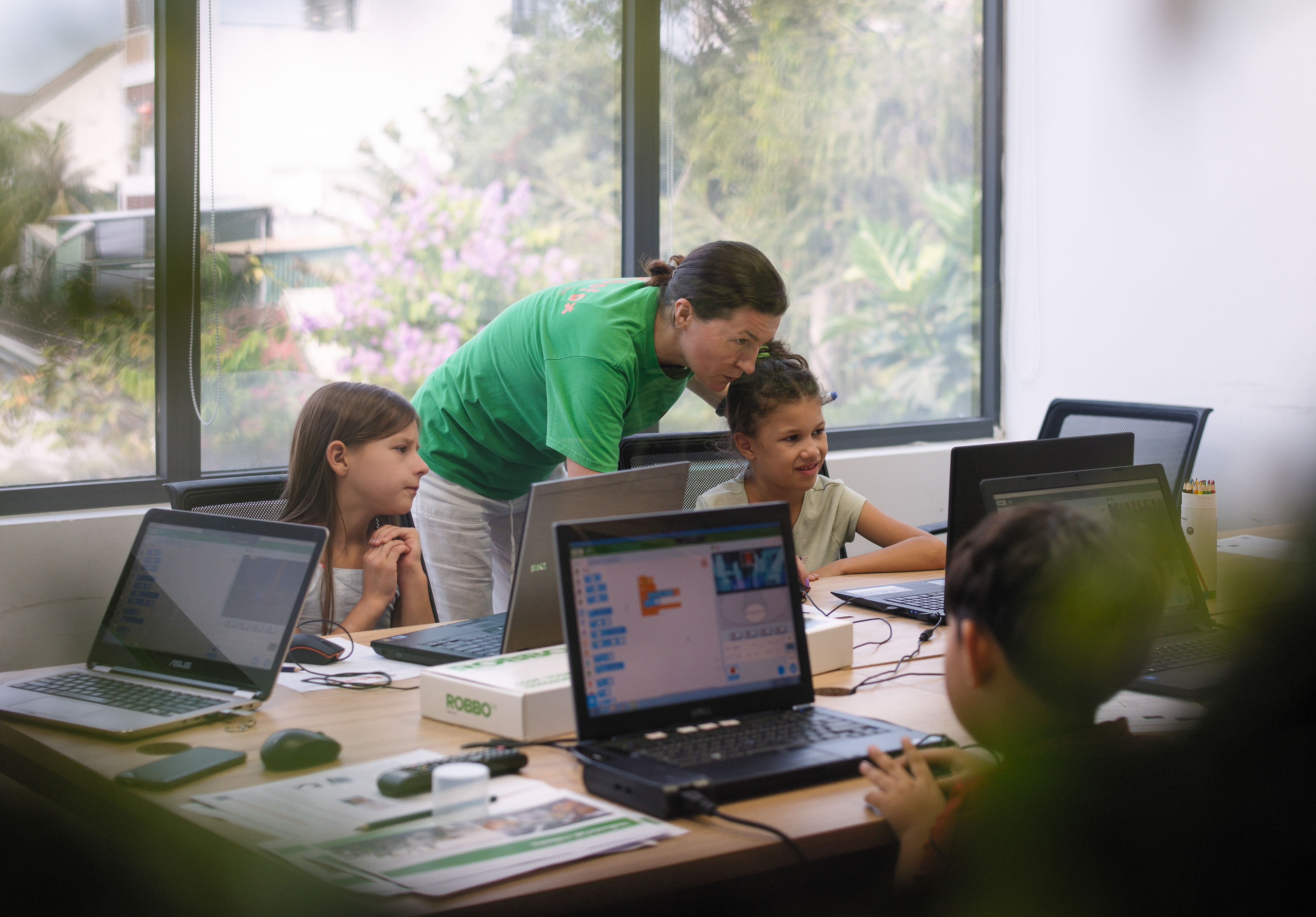 Robofox '20. Юлия Розанова, коммерческий фоторепортаж в Москве