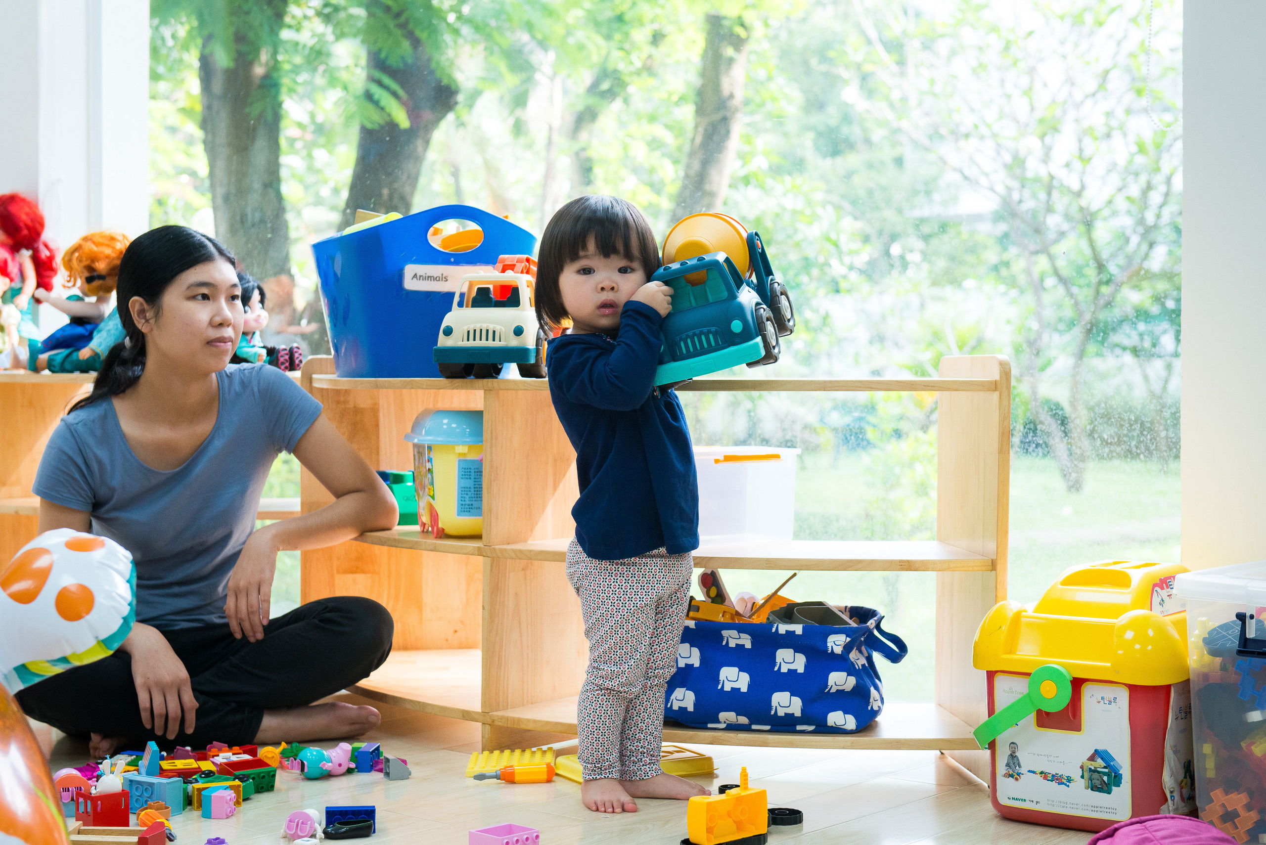 Дима и Алла. Алиса идёт впервые в сад. Вьетнам. Юлия Розанова, коммерческий фоторепортаж в Москве
