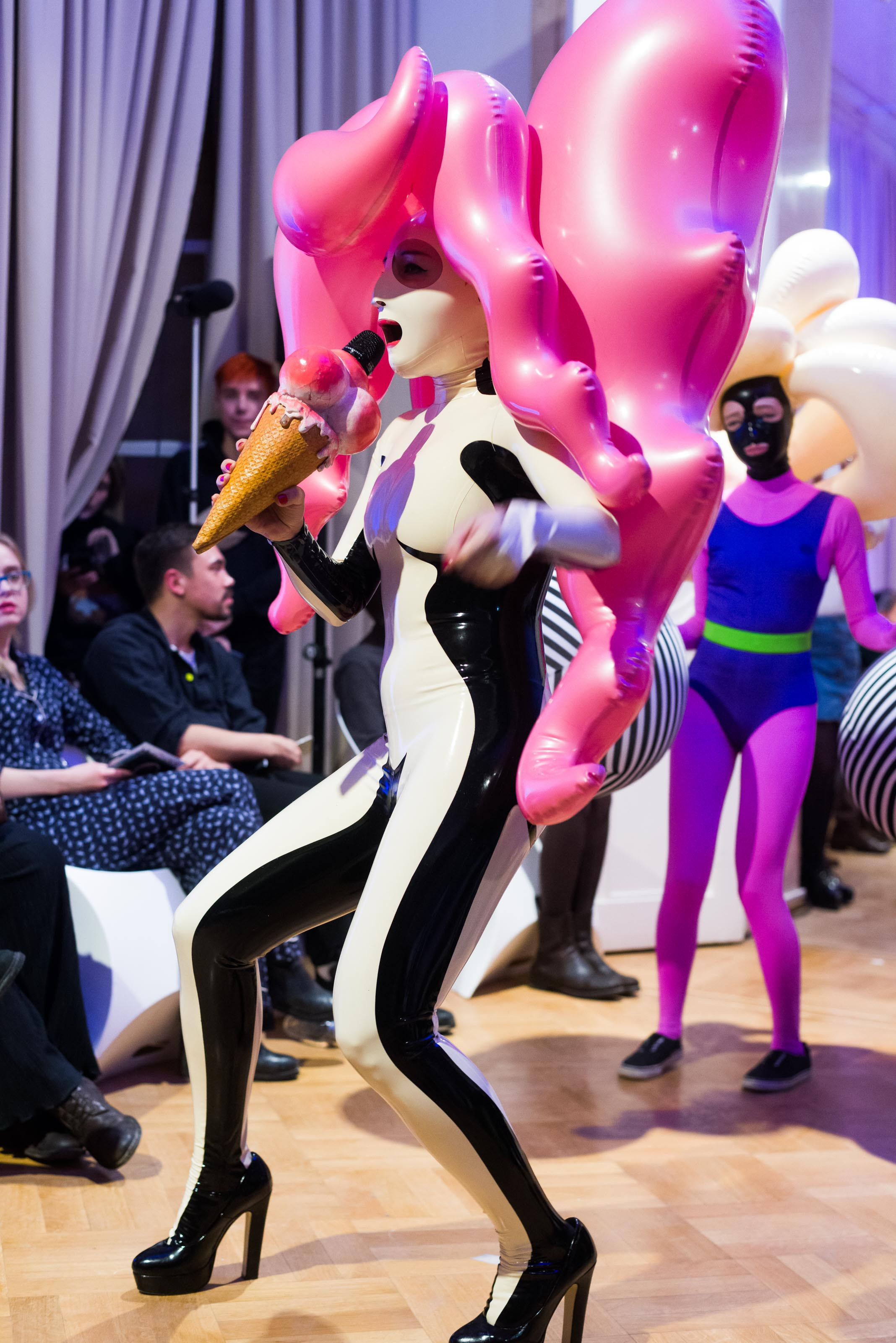 Показ мод молодых дизайнеров '16. Юлия Розанова, коммерческий фоторепортаж в Москве