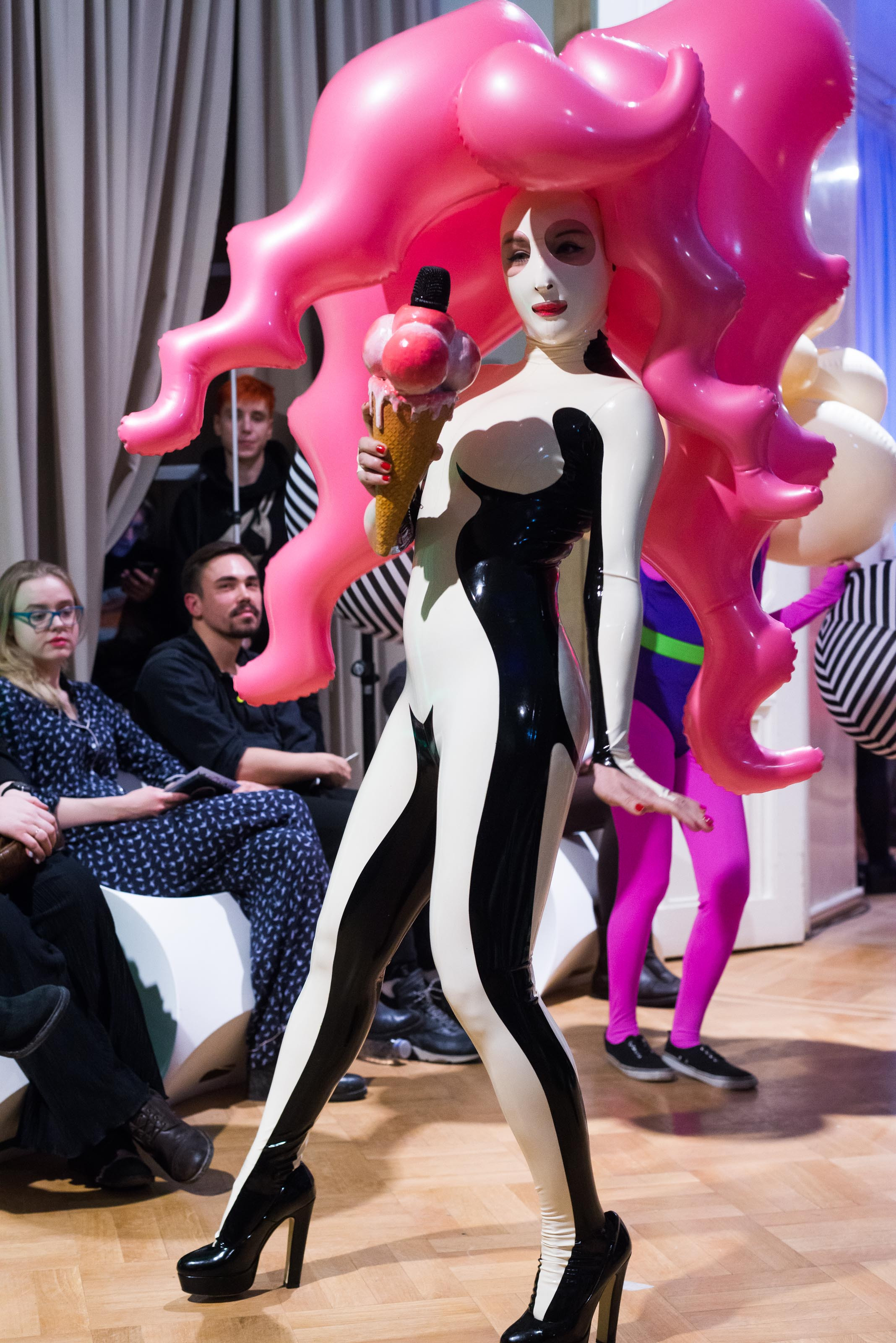 Показ мод молодых дизайнеров '16. Юлия Розанова, коммерческий фоторепортаж в Москве