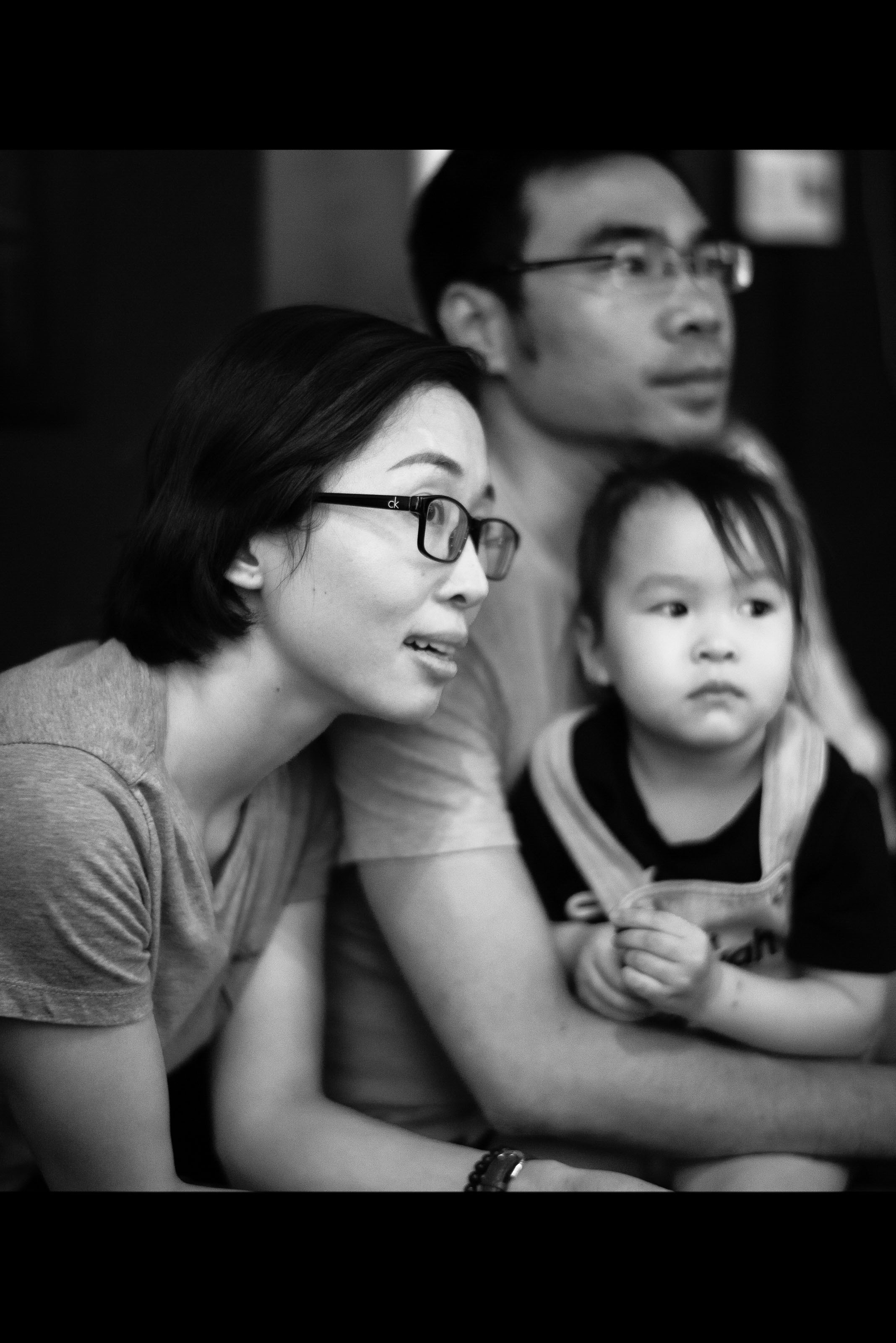 Фотограф Сергей Медведчиков в Сайгоне с выставкой '17. Юлия Розанова, коммерческий фоторепортаж в Москве