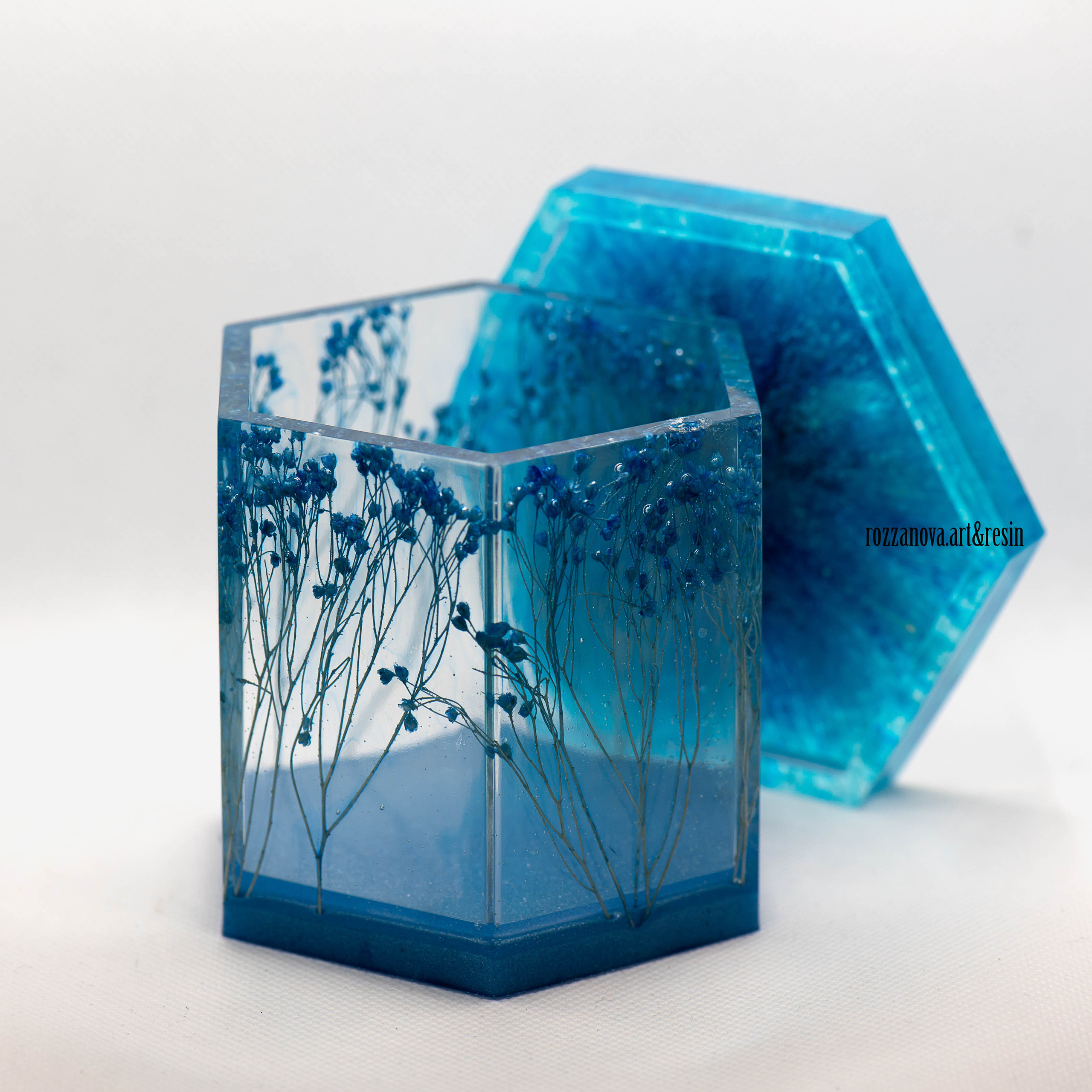 Resinart. Юлия Розанова, коммерческий фоторепортаж в Москве