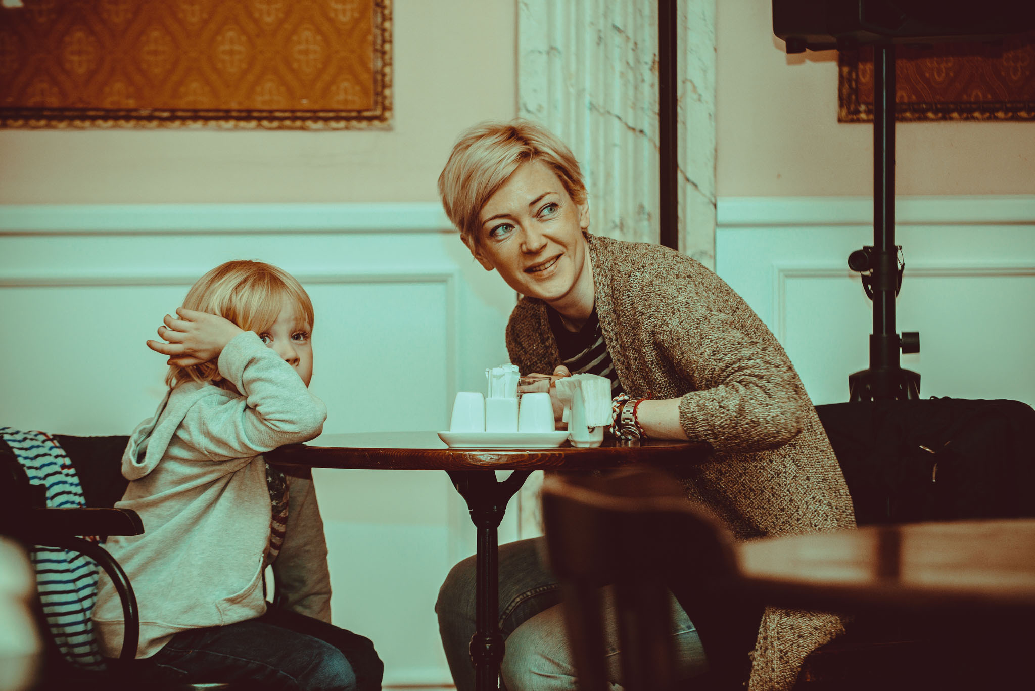 Литературный вечер в «Fat Cat». Юлия Розанова, коммерческий фоторепортаж в Москве