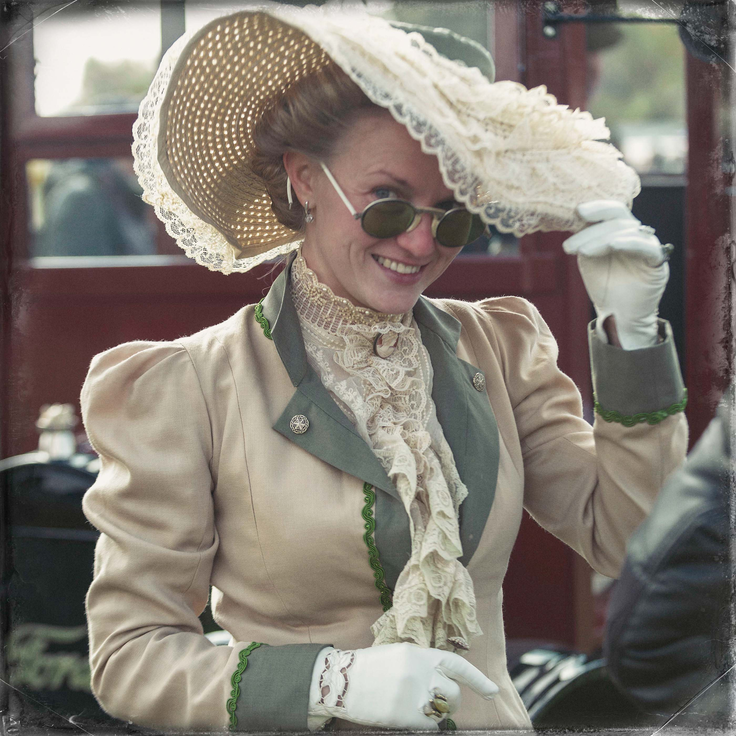 Реконструкция боев на Восточном фронте осенью 1915 года. Юлия Розанова, коммерческий фоторепортаж в Москве