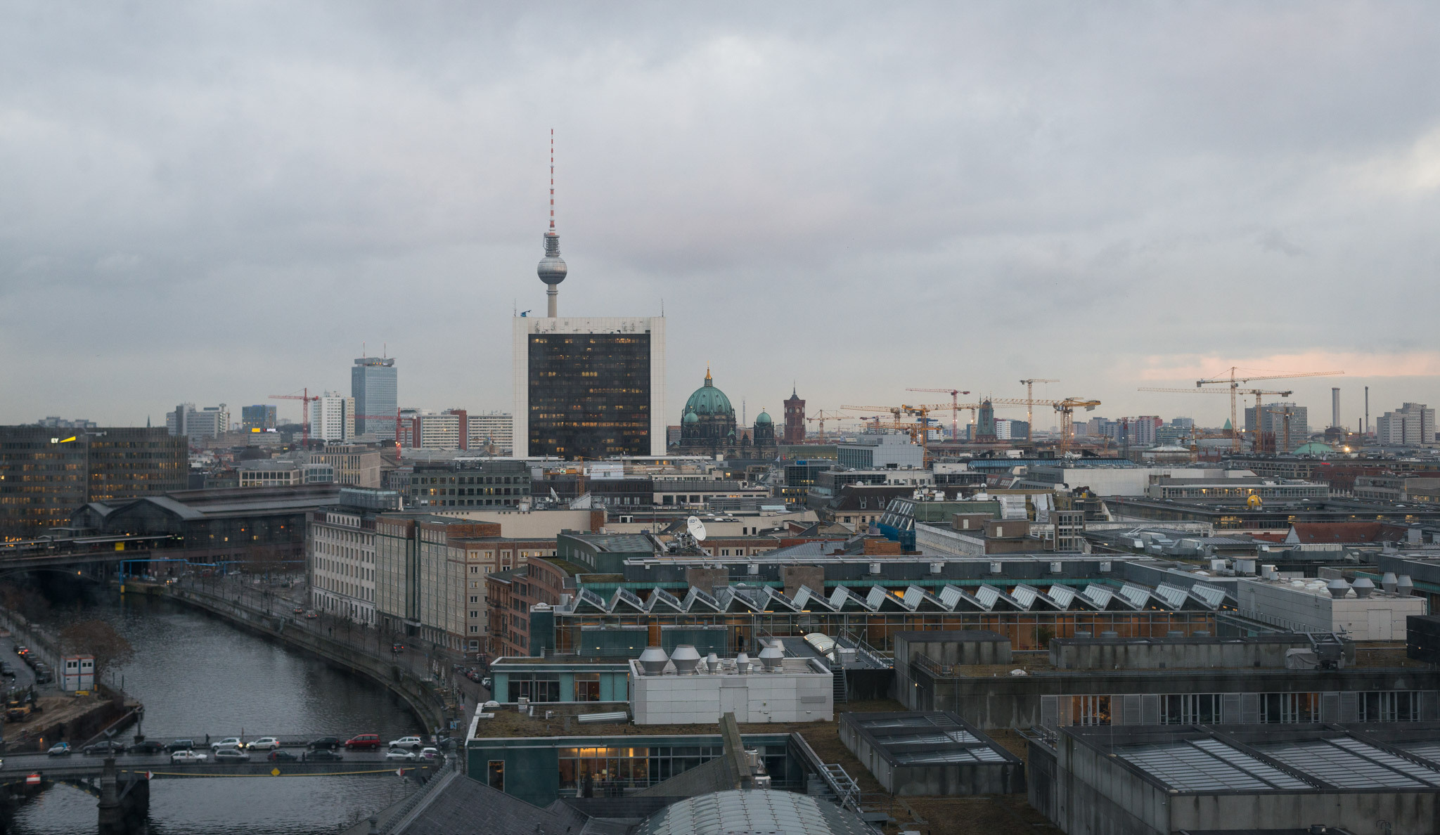 Берлин Jan '15. Юлия Розанова, коммерческий фоторепортаж в Москве