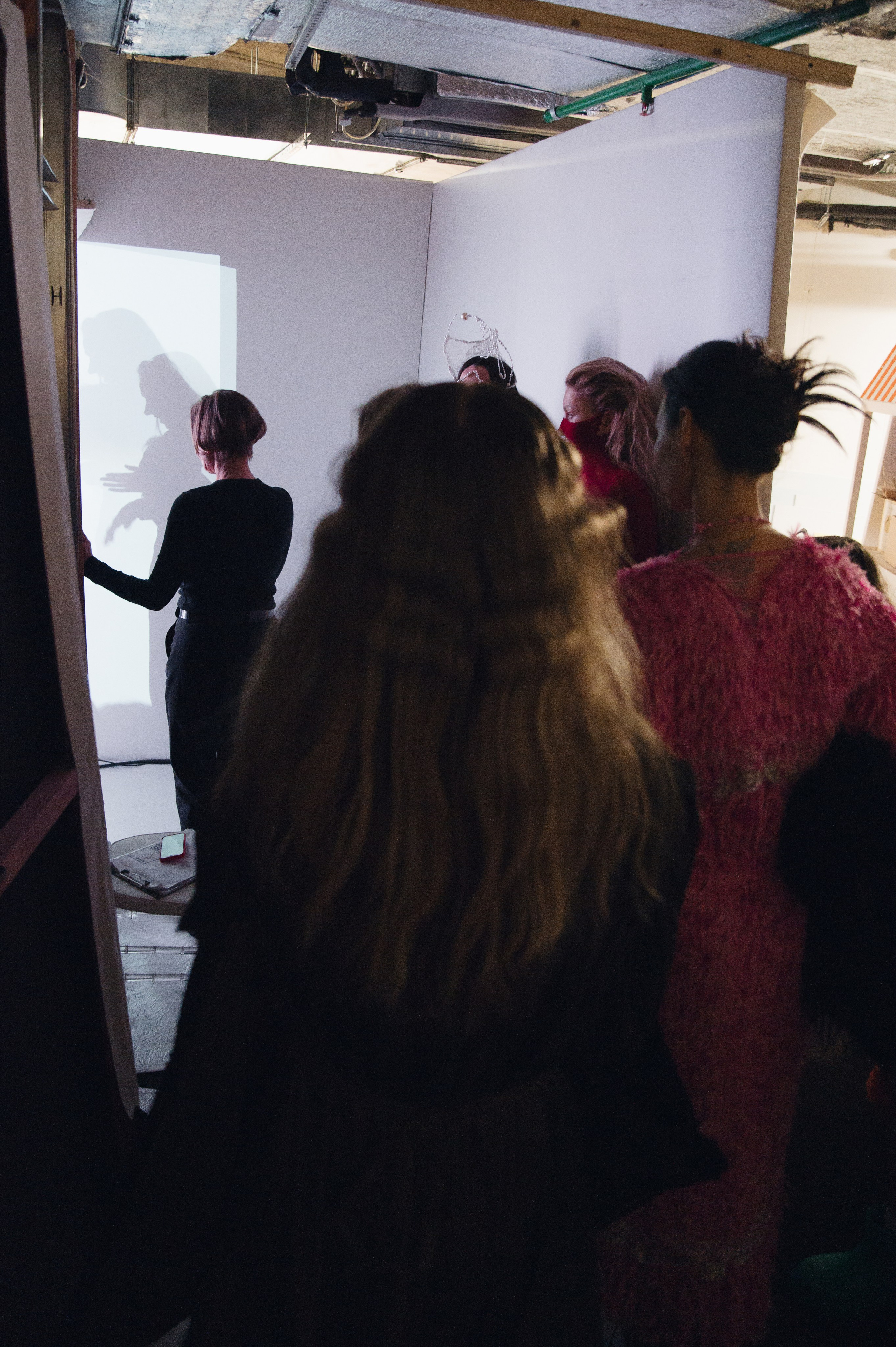 Бекстейдж показа «Новые Имена» собака.ru|ДЛТ. Портретный и репортажный фотограф в Санкт-Петербурге