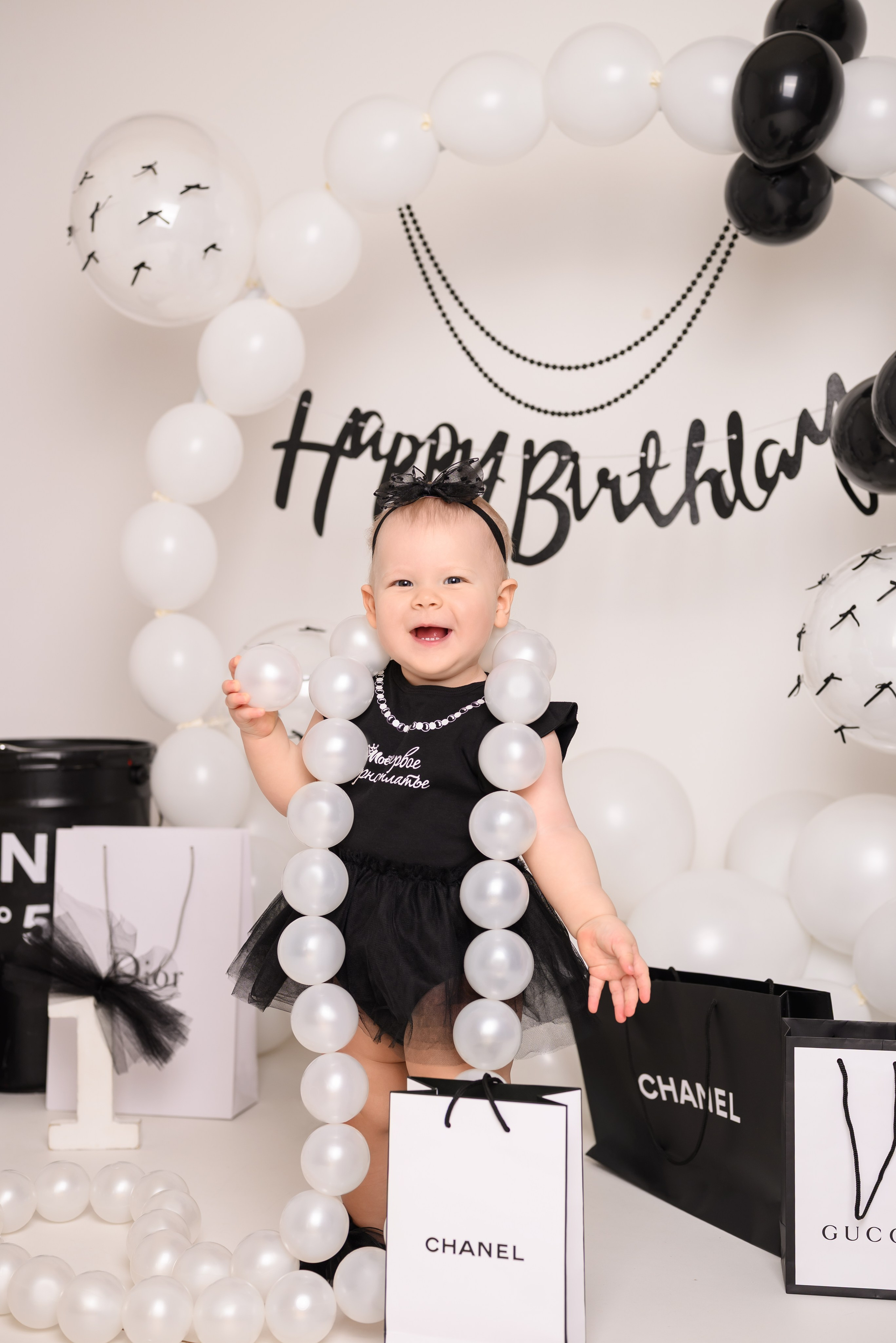 Марьяна 1 годик. Фотограф новорожденных в Норильске Виктория Шагалиева