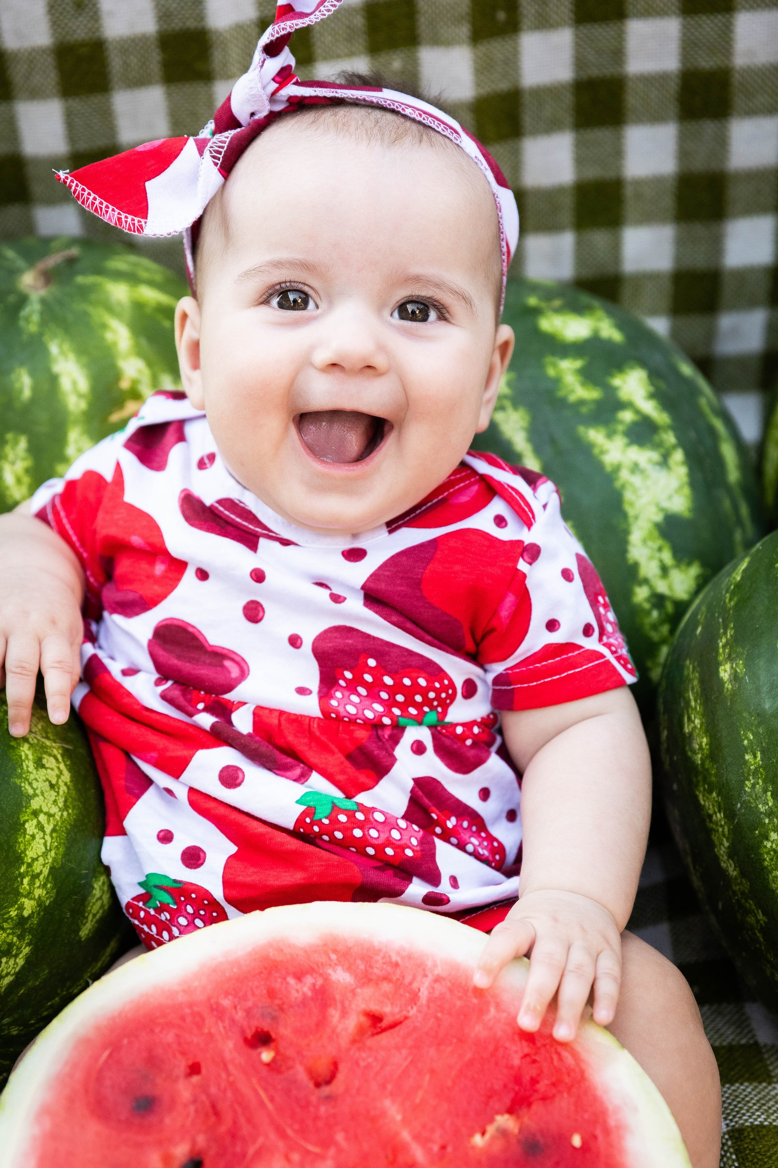 Анютка и арбузы. Фотограф-АниМалист Анна Абрамова