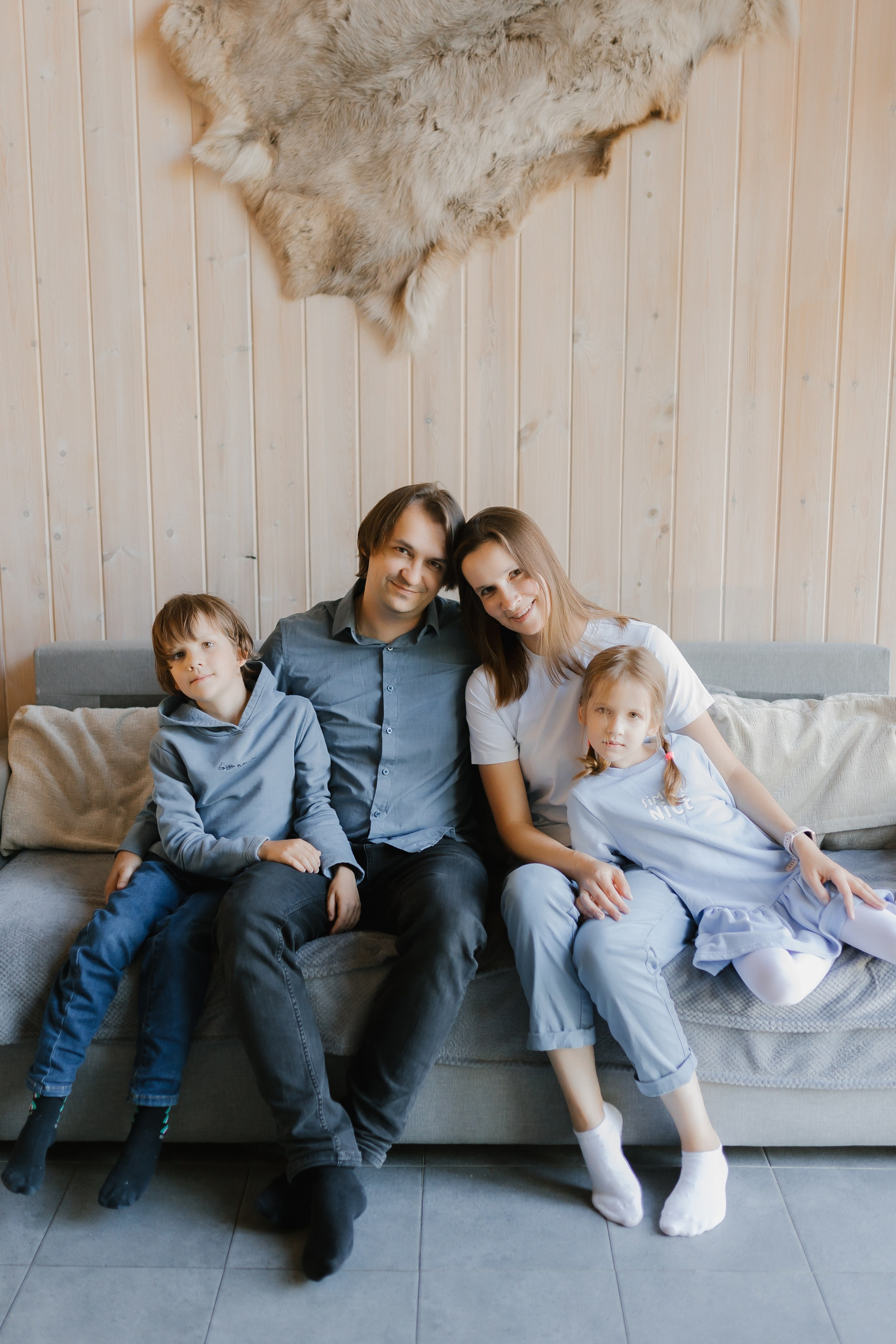 Семейная фотосессия в домике. Фотограф и видеограф в Мурманске, Москве Екатерина Нечаева
