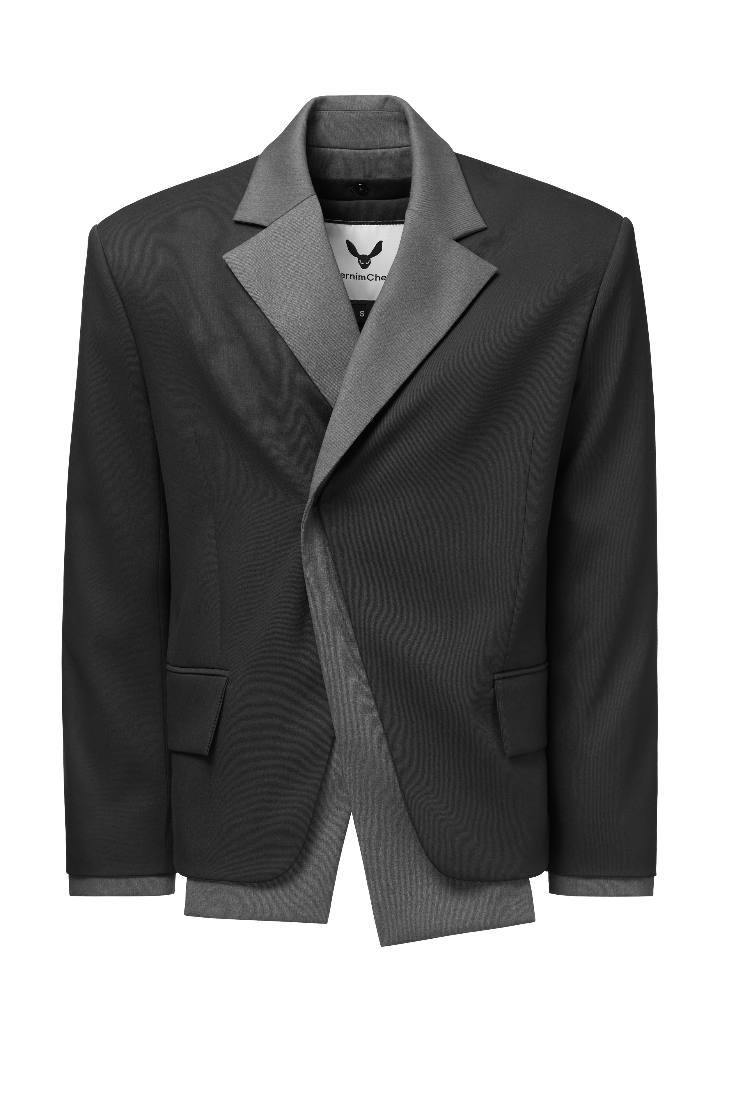 Одежда Chernim Cherno на прозрачном манекене и в раскладку. Олег Дмитриев