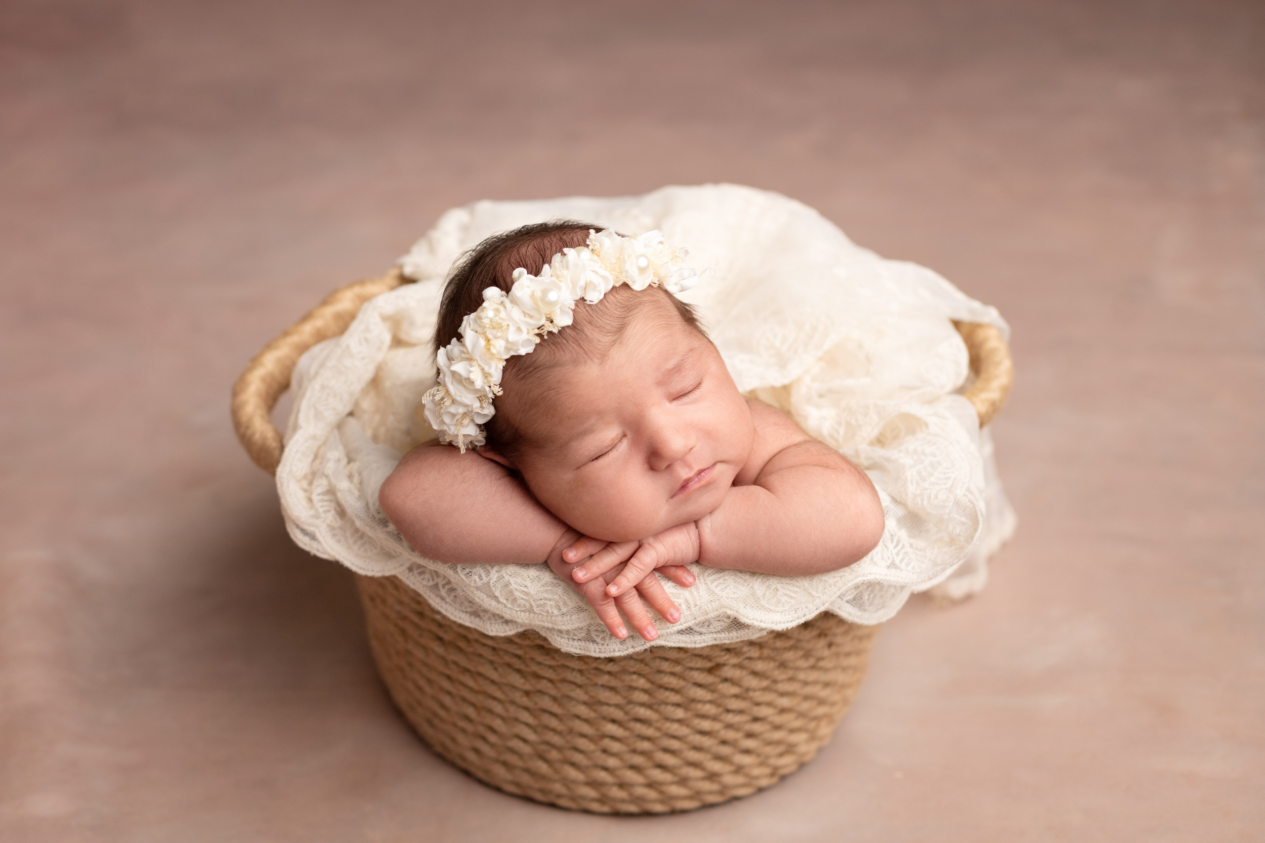 Алиса. Фотограф новорожденных в г. Оренбурге Екатерина Козлова