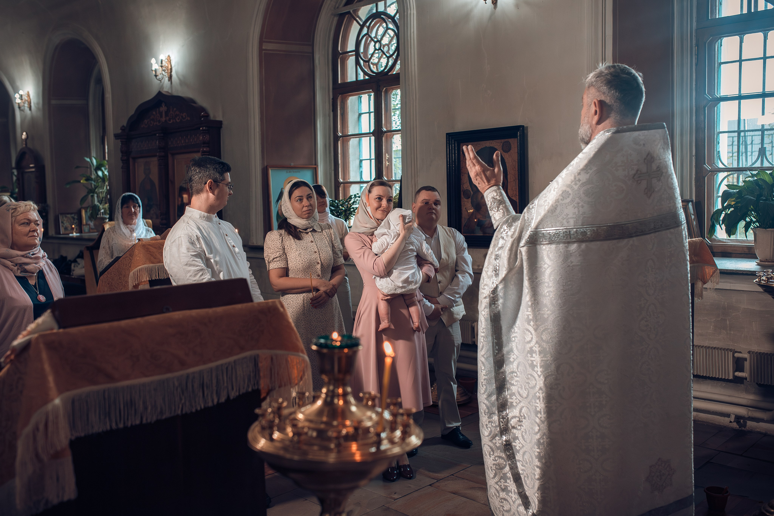 Стоимость таинства крещения. Семейный и детский фотограф в Москве в ЮАО Царицыно Алёна Асташкина