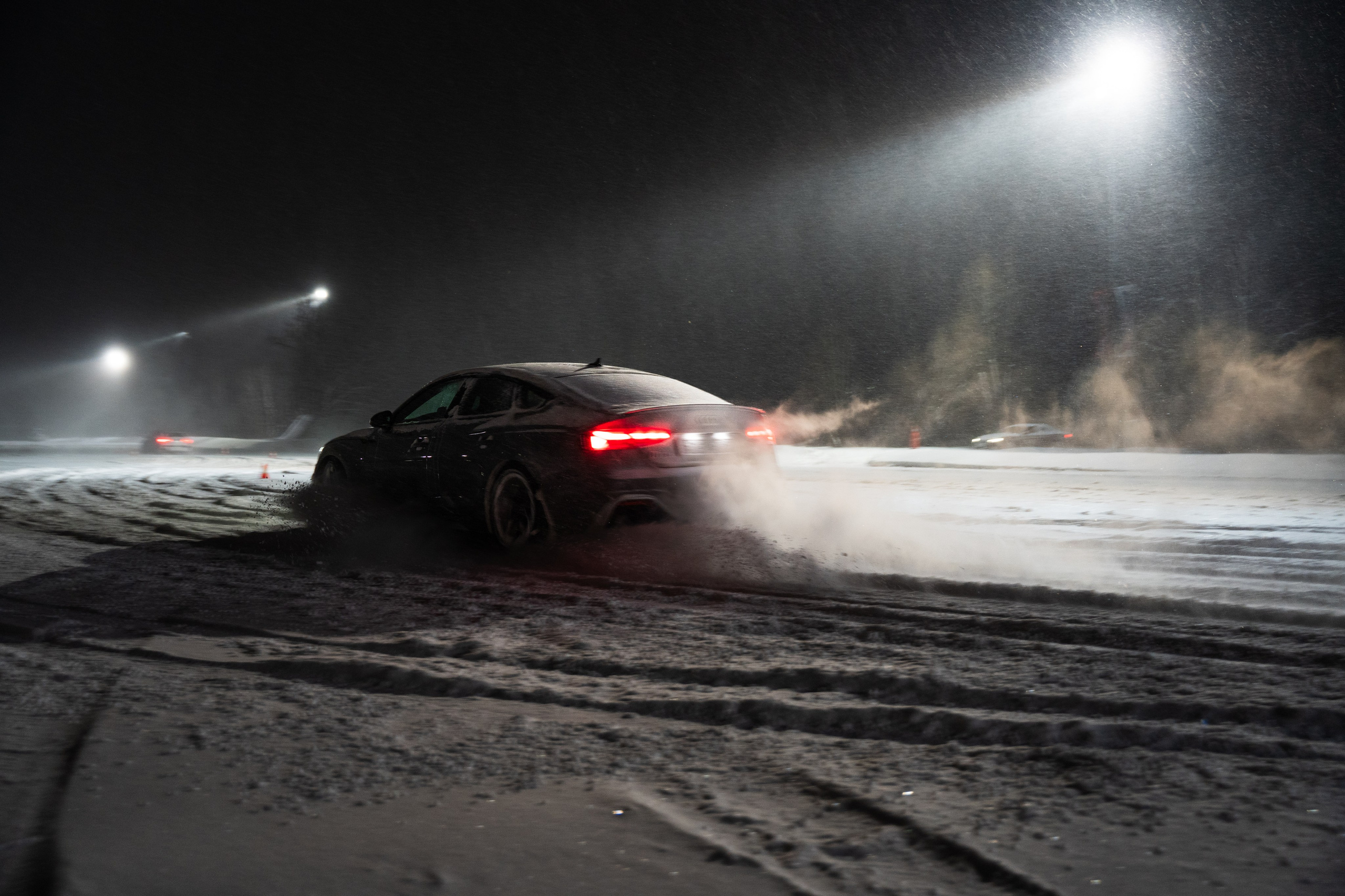 Зимний дрифт Audi. Автомобильный фотограф Москва