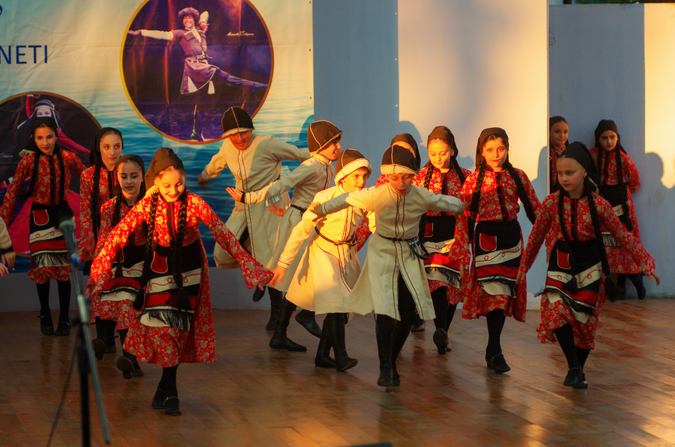 Кабулети Танцы. Портретный фотограф Денис Милютин