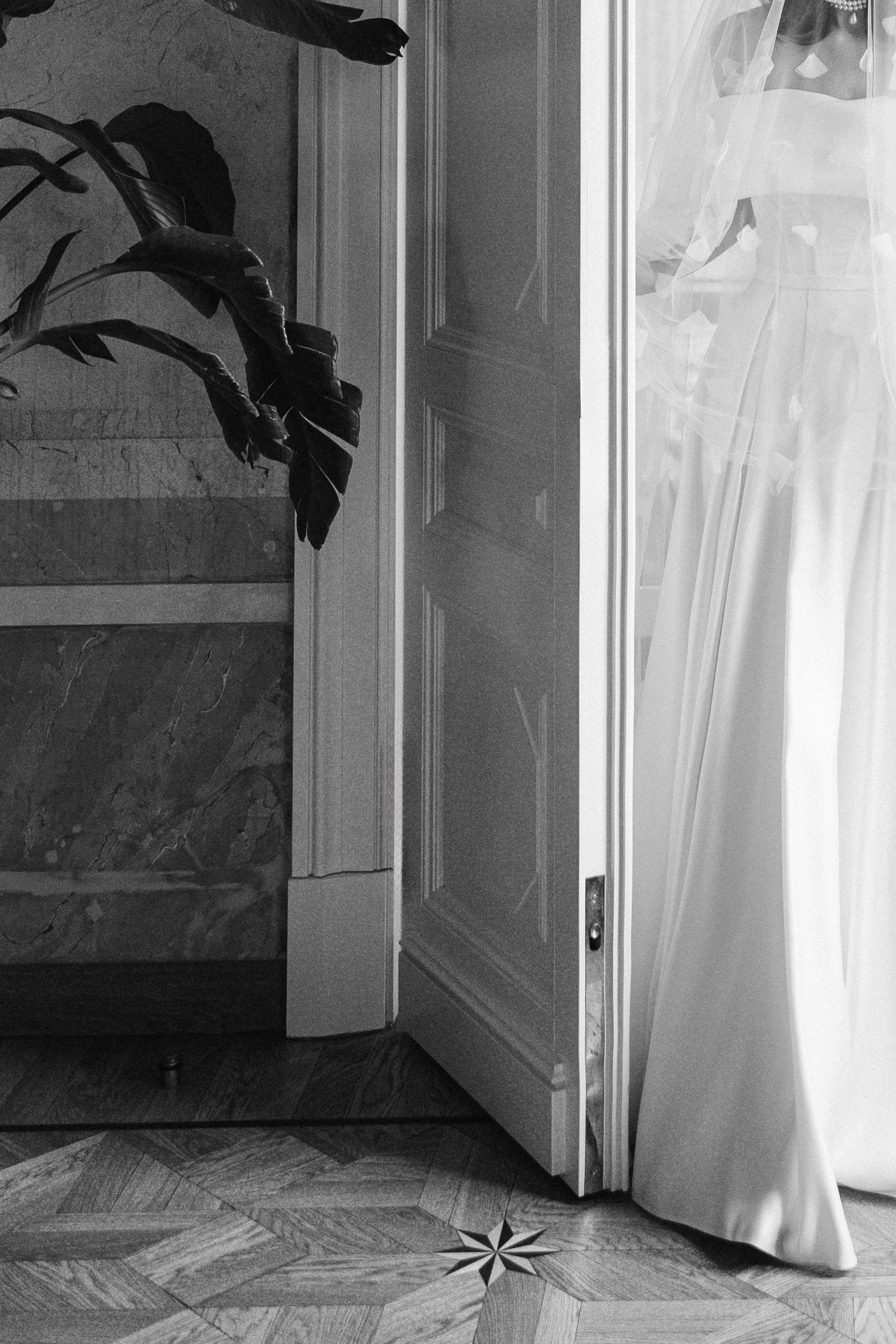 Юлия и Александр в отеле '12 причин' и кафе 'Мишель'. Свадебный фотограф Москва