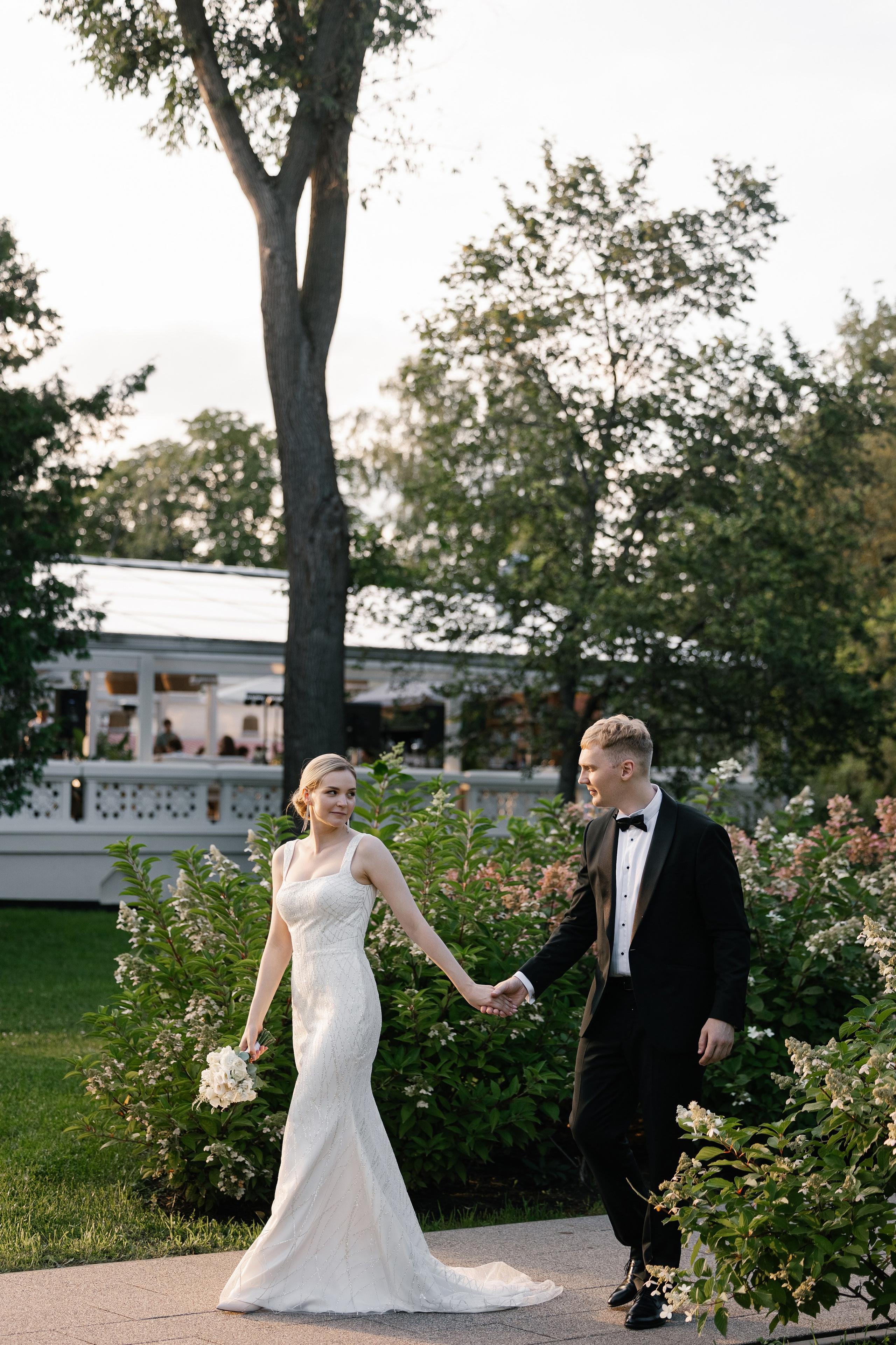 Наталья и Николай: Домик в саду. Свадебный фотограф Москва