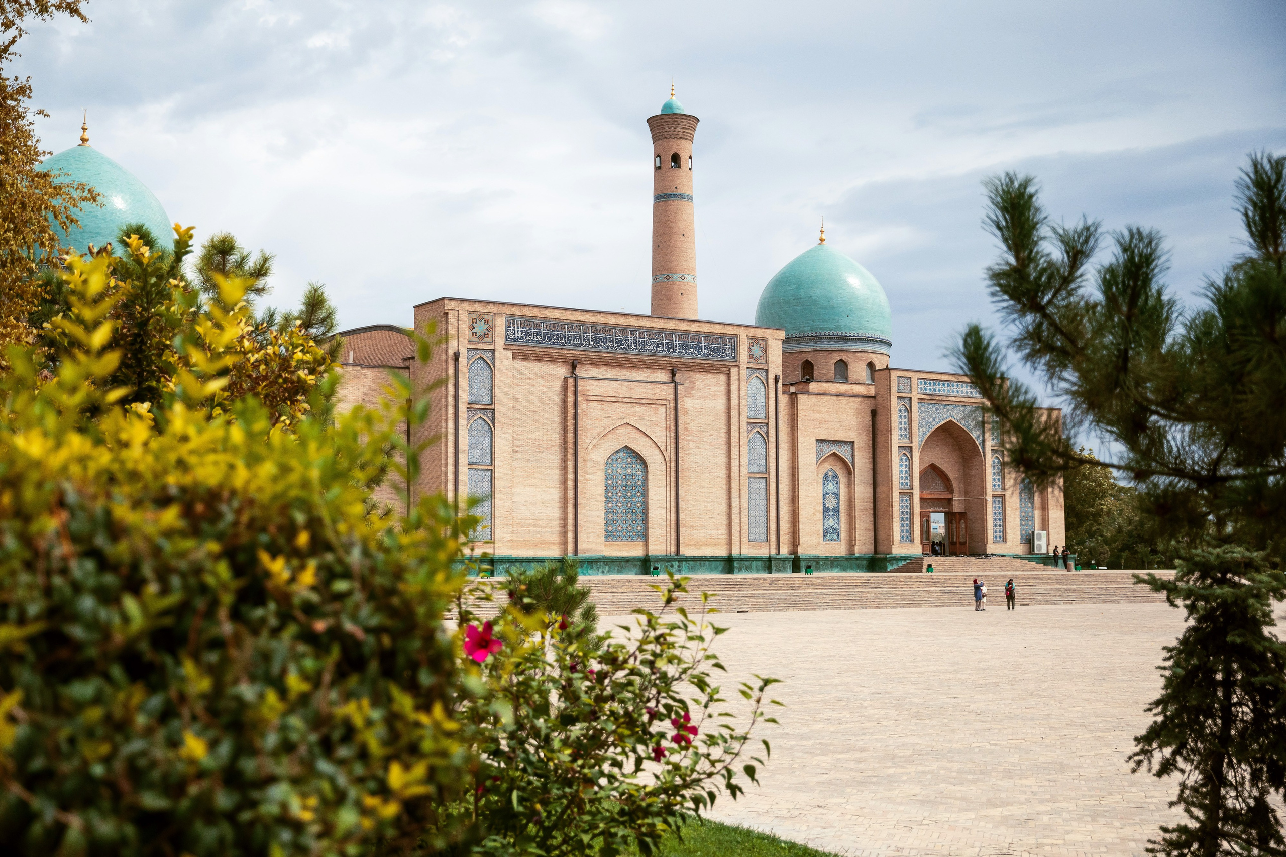 Фотосъемка корпоративного выезда в Узбекистан. Автомобильный фотограф Иван Баринов