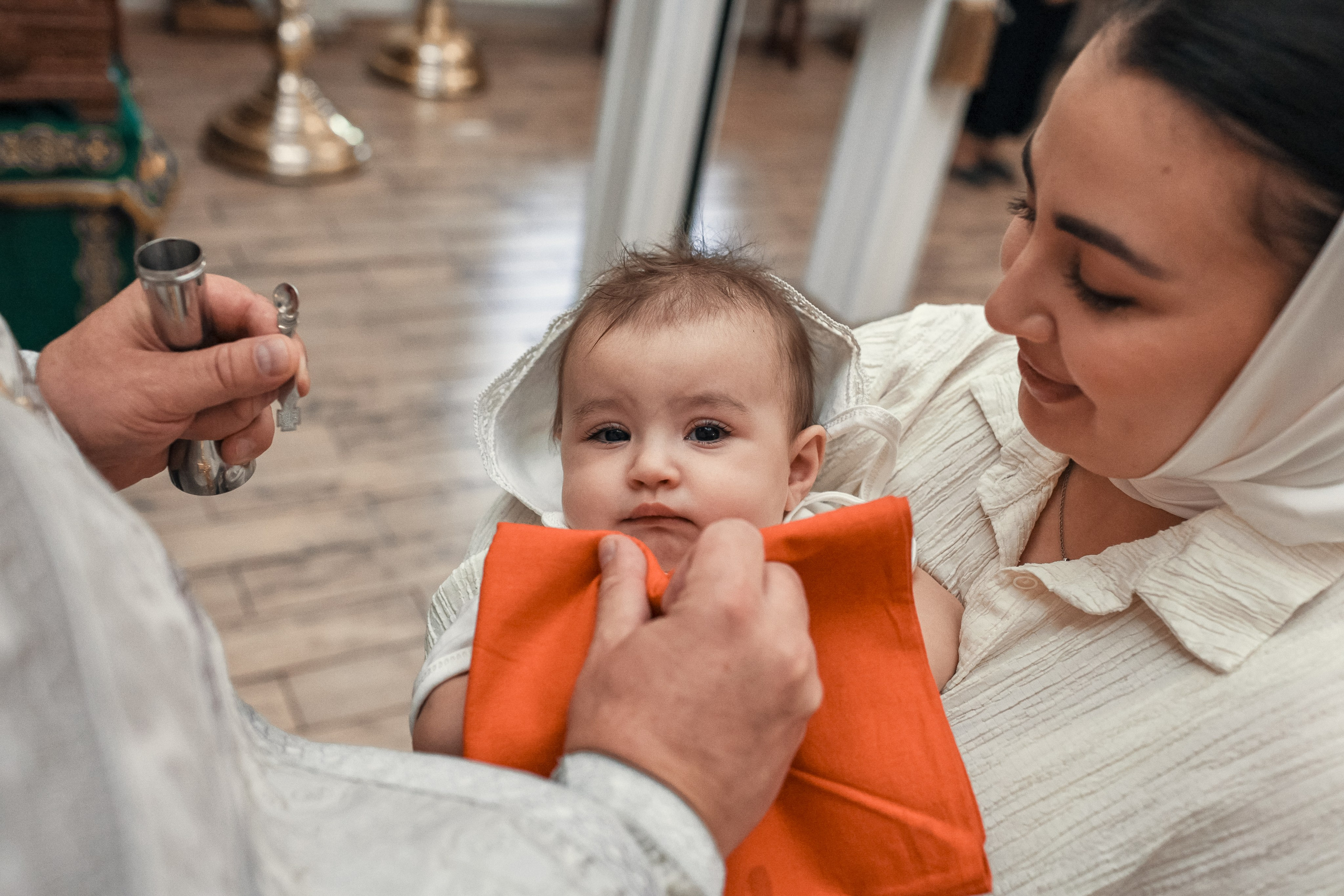 Крещение в Храме Даниила Московского Метрогородке. Профессиональный фотограф в Москве и Мо Мария Шантарёва