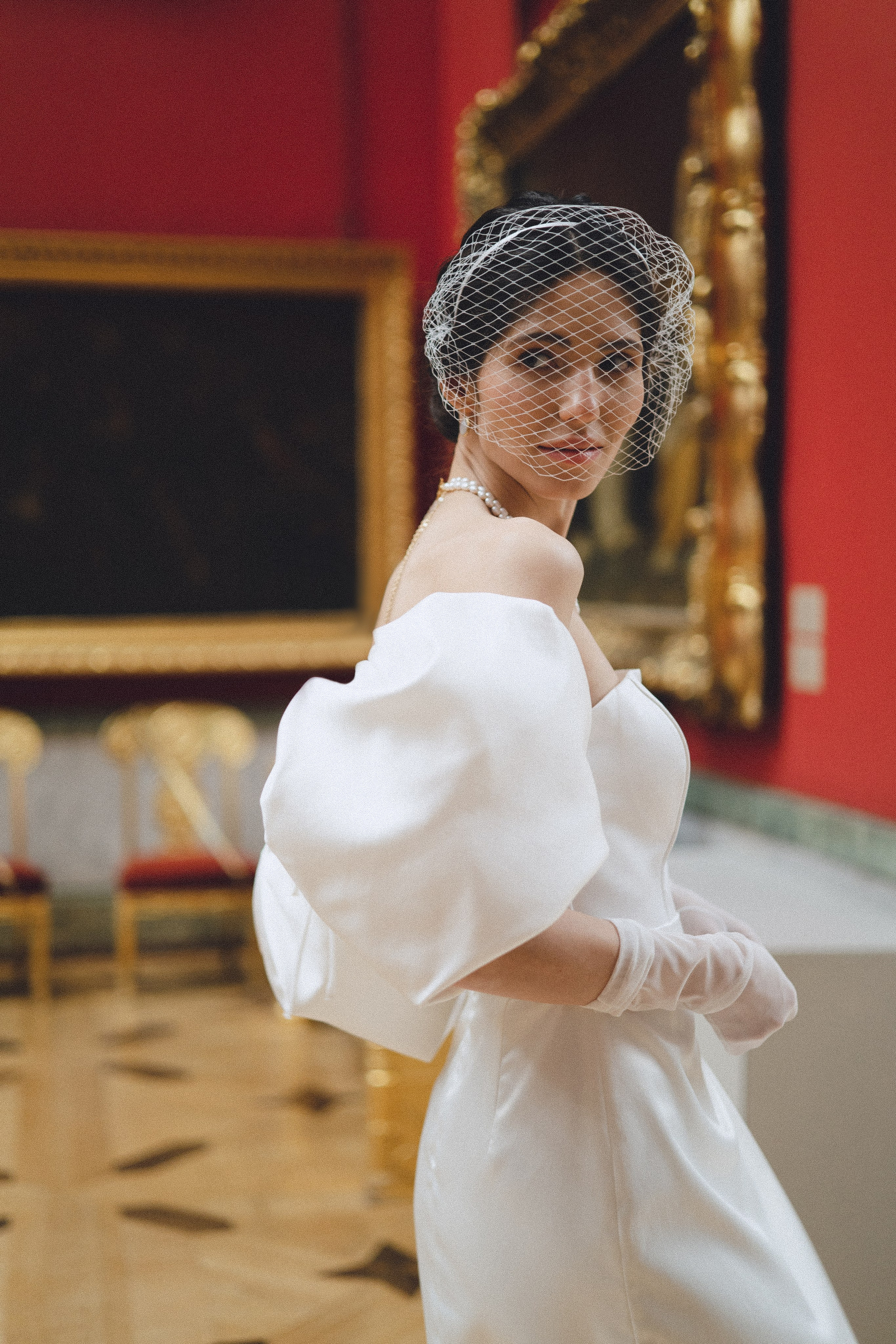 Свадебная съемка в Эрмитаже. Фотограф в Санкт-Петербурге Осокина Елизавета