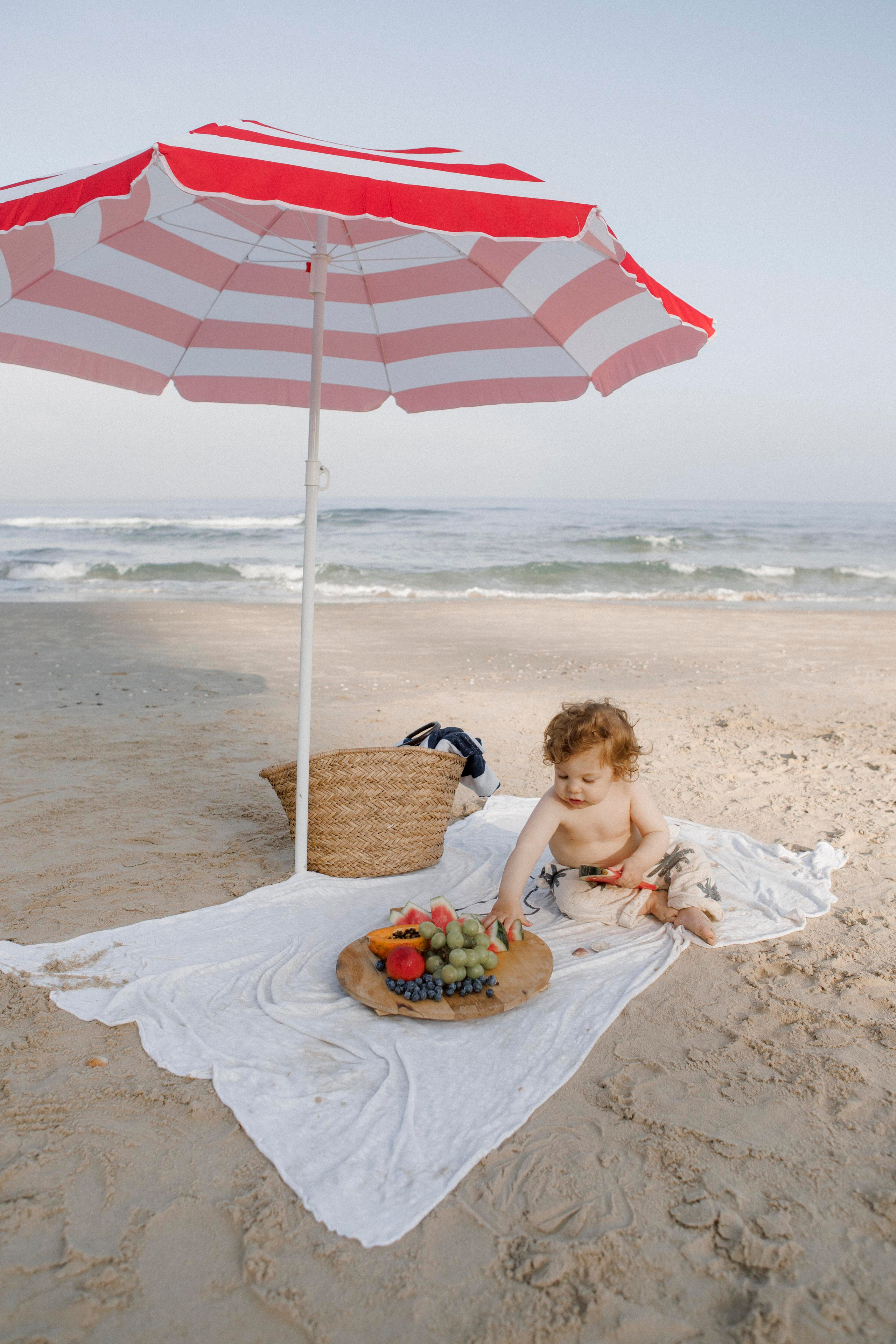 First birthday near the sea (sunrise). Wedding and family photographer