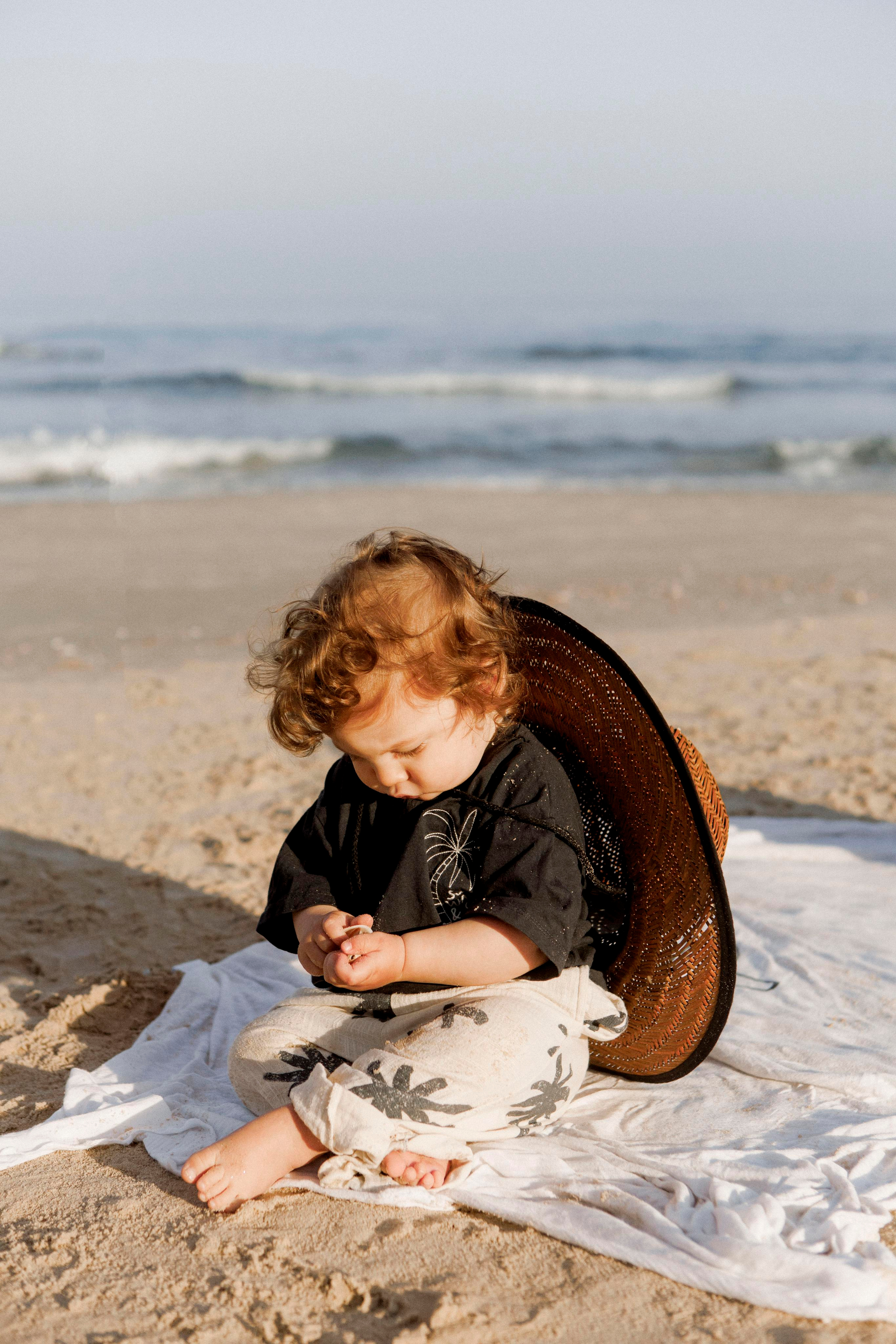 First birthday near the sea (sunrise). Wedding and family photographer