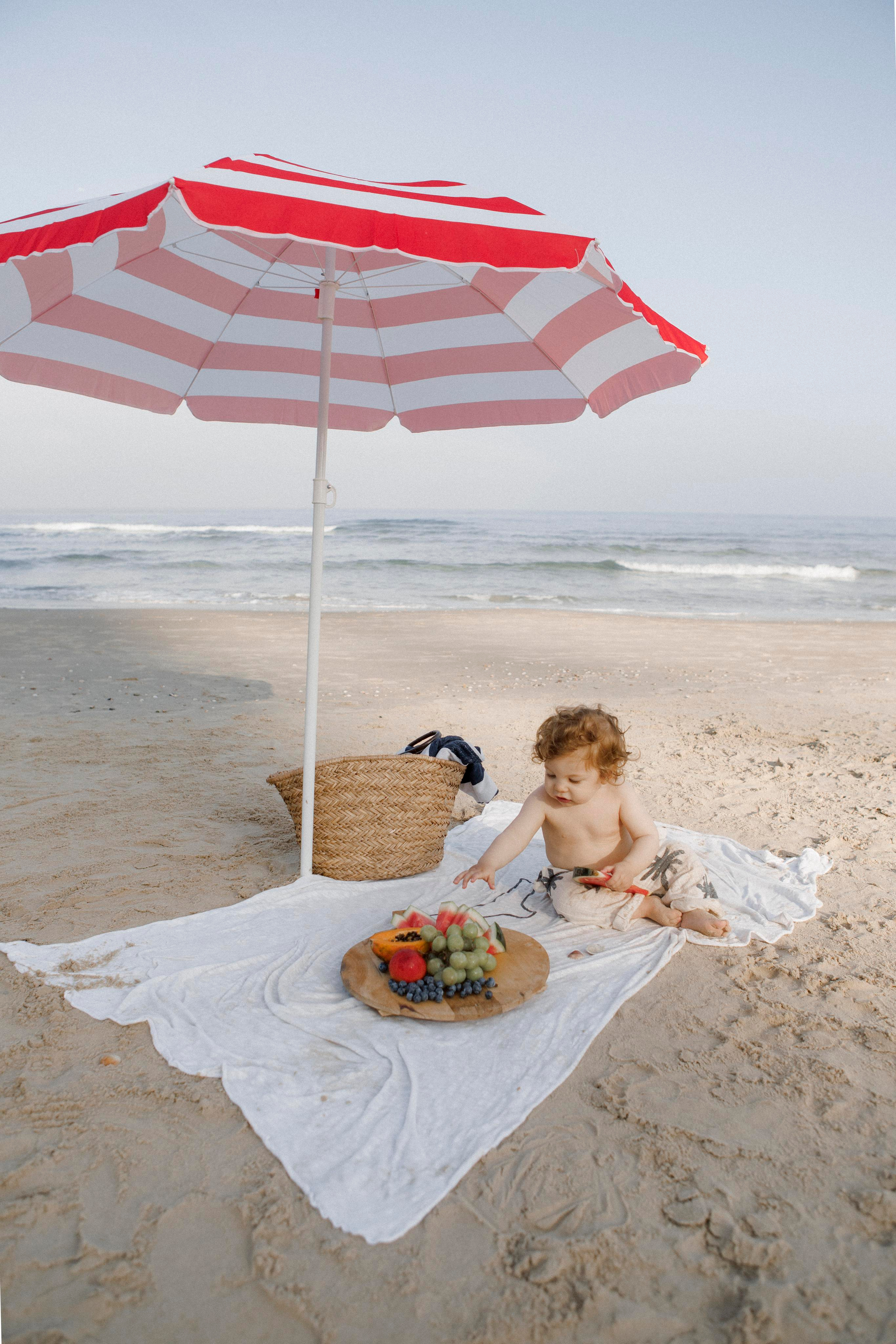 First birthday near the sea (sunrise). Wedding and family photographer