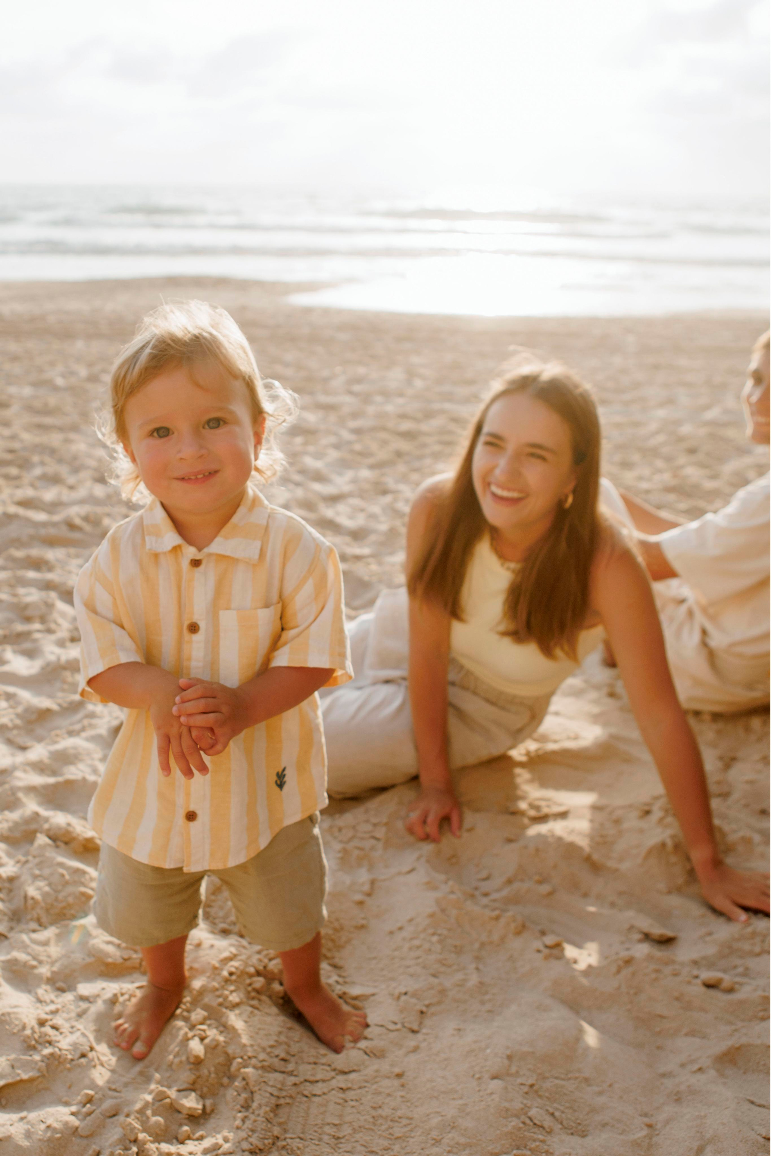 Family photoshoot near the sea (sunset). Главная