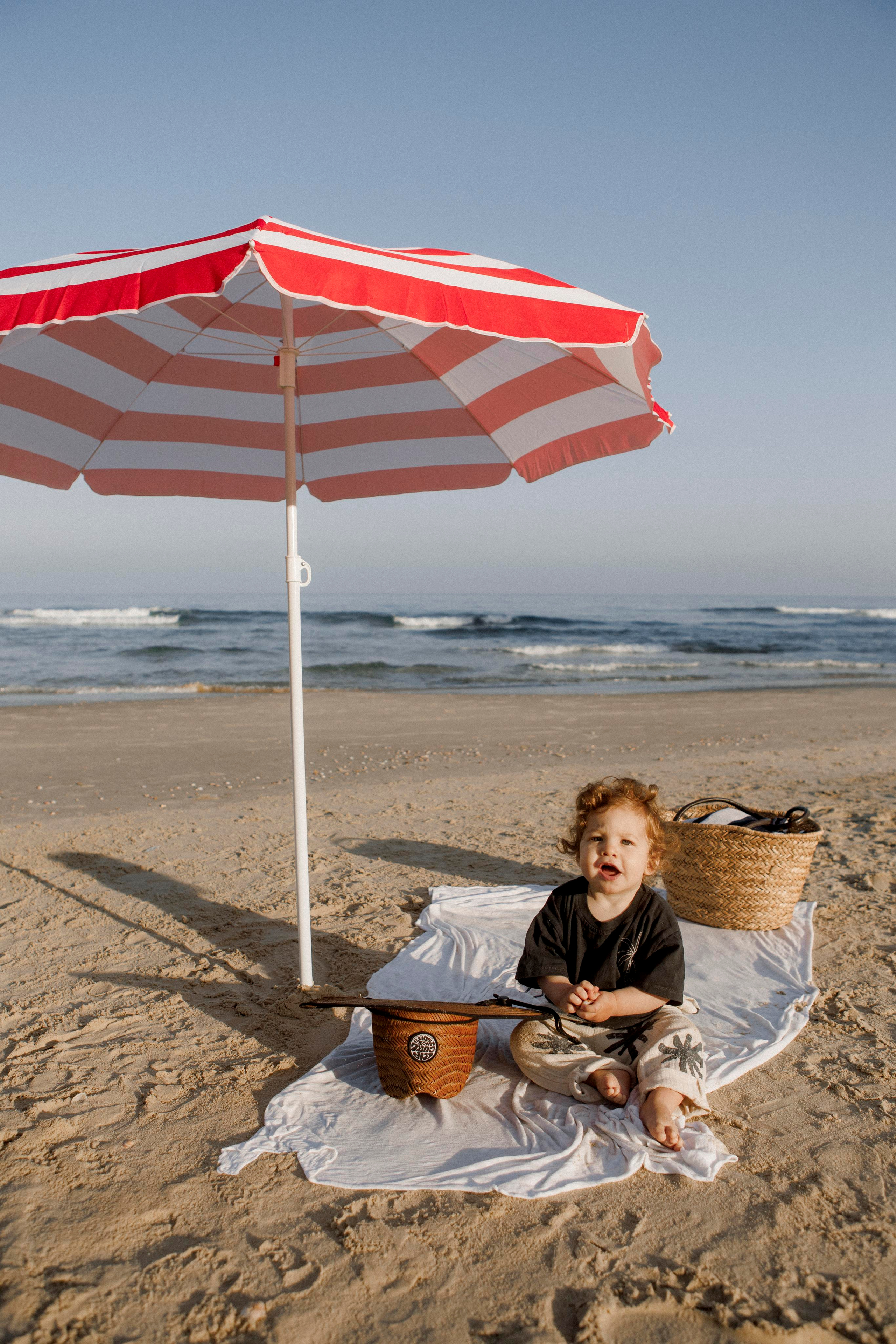 First birthday near the sea (sunrise). Wedding and family photographer