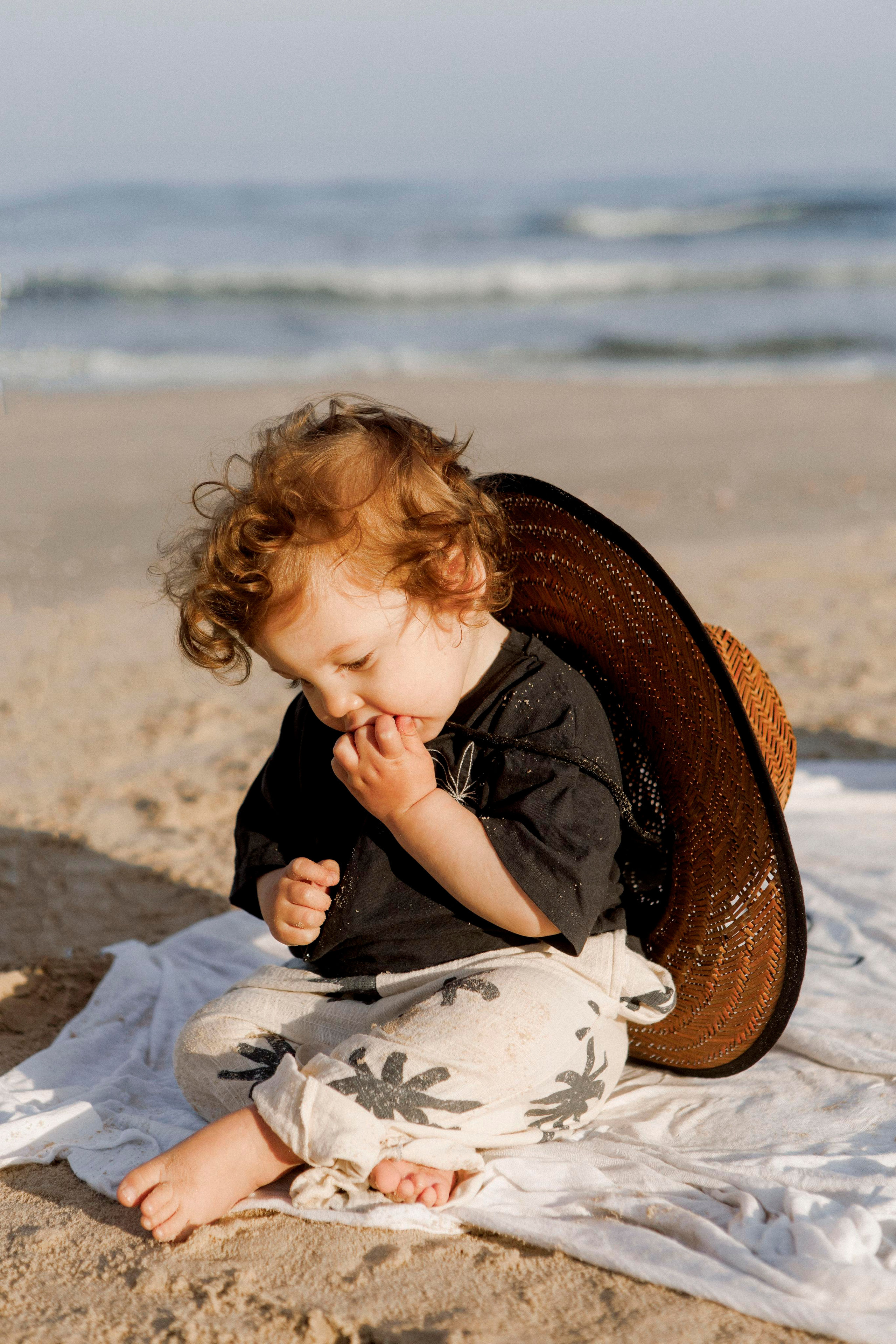 First birthday near the sea (sunrise). Wedding and family photographer