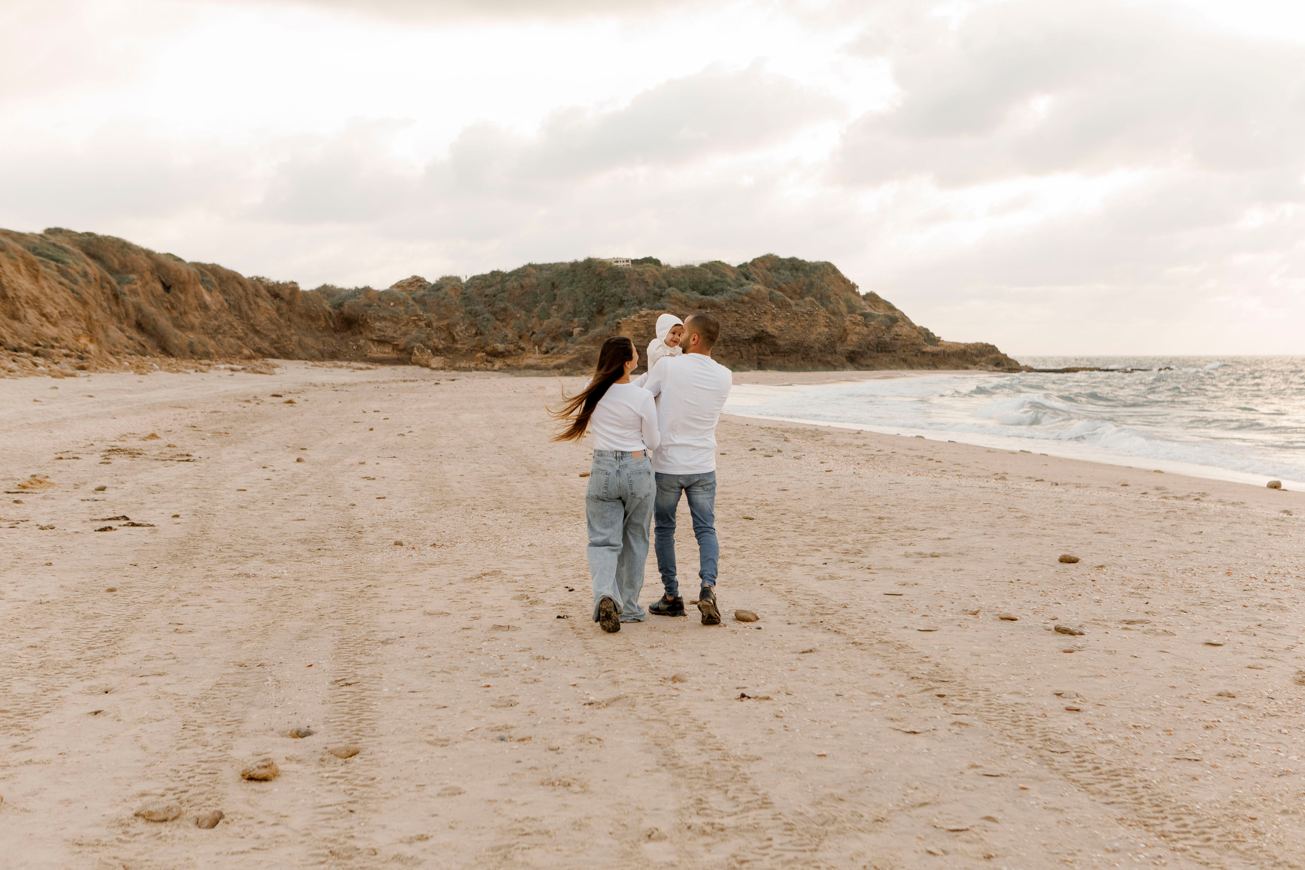 First birthday near the sea (sunset). Главная