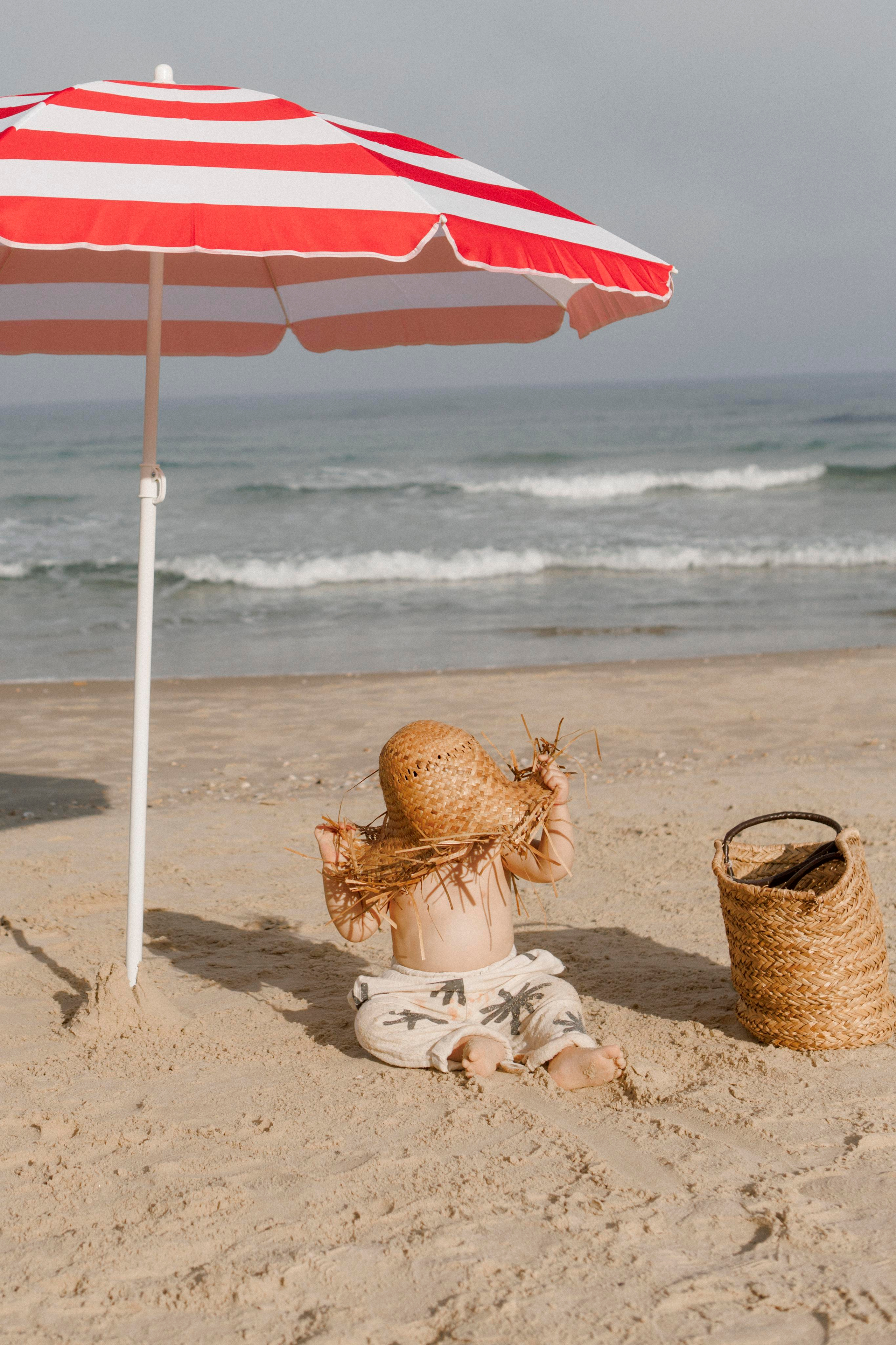 First birthday near the sea (sunrise). Wedding and family photographer
