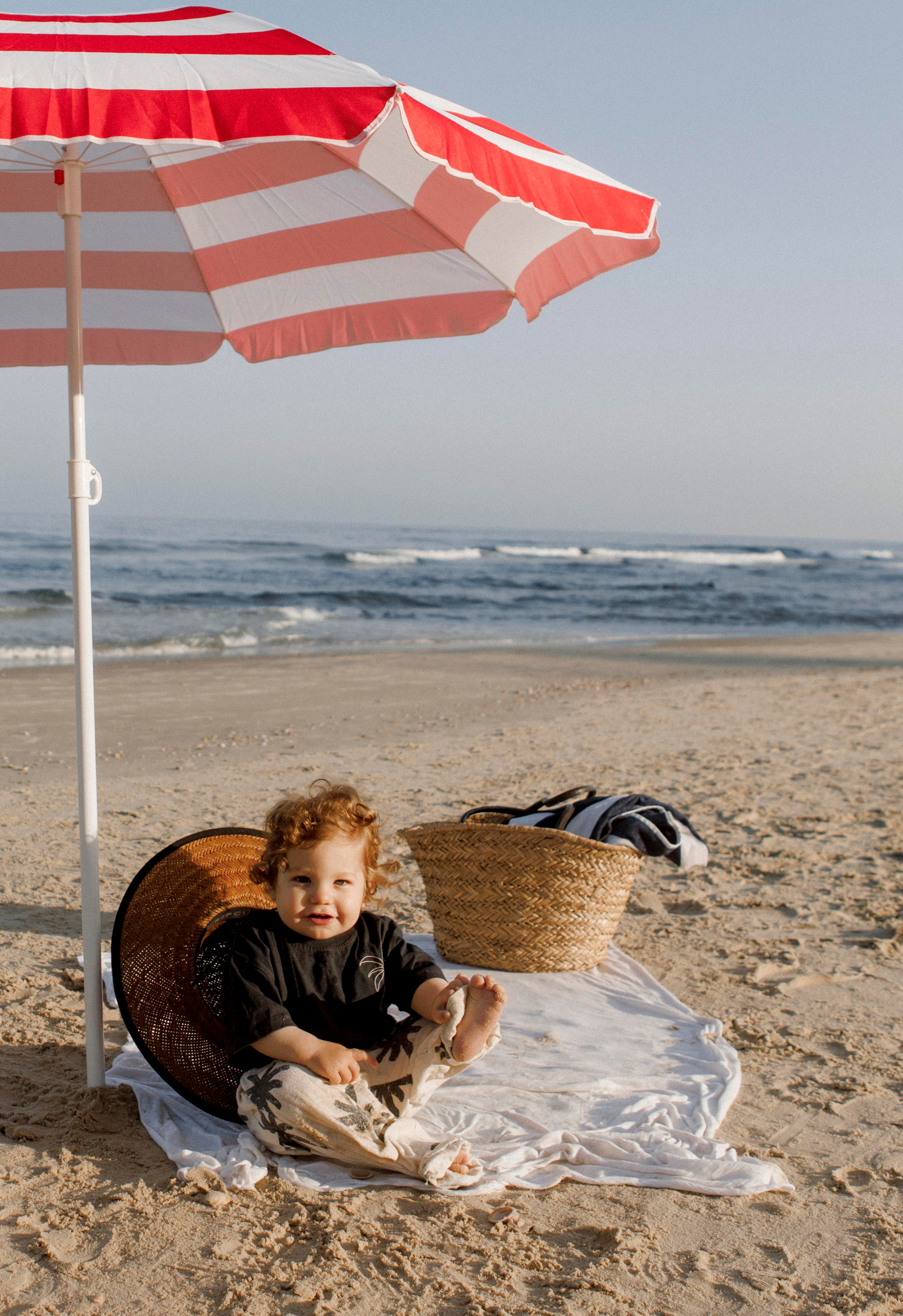 First birthday near the sea (sunrise). Wedding and family photographer