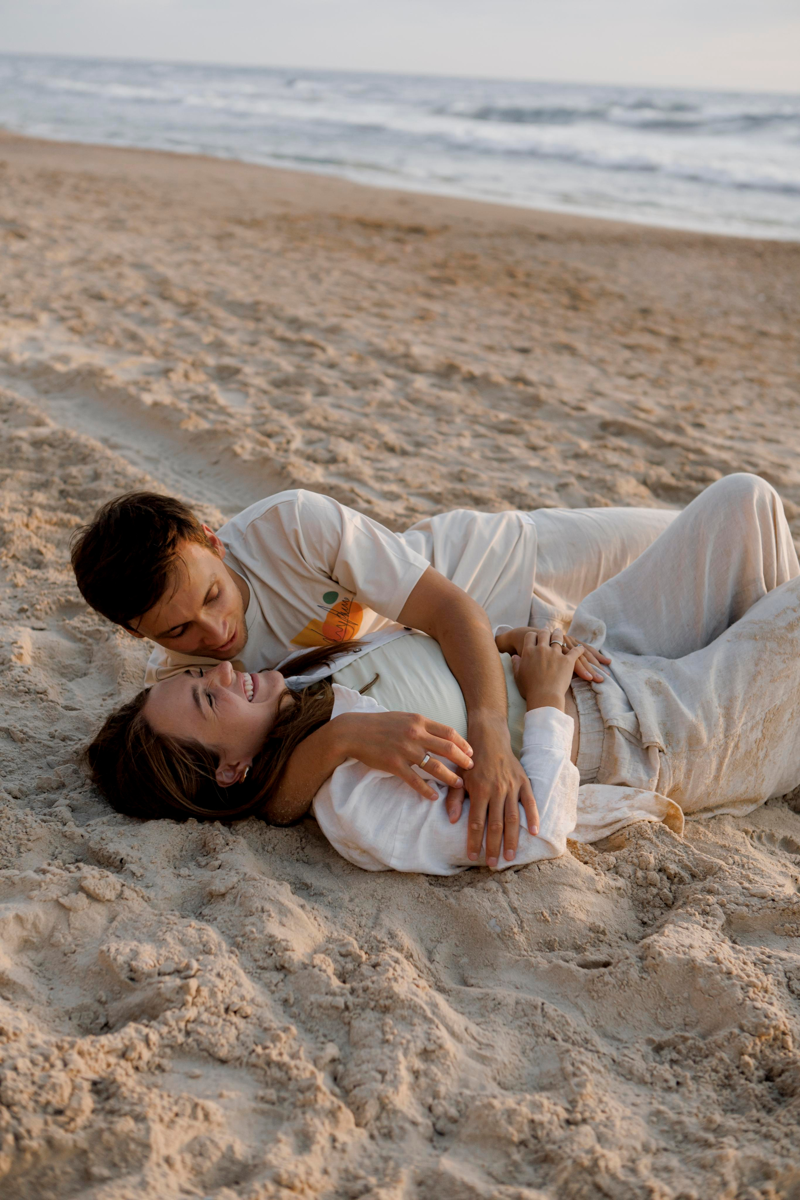 Family photoshoot near the sea (sunset). Главная
