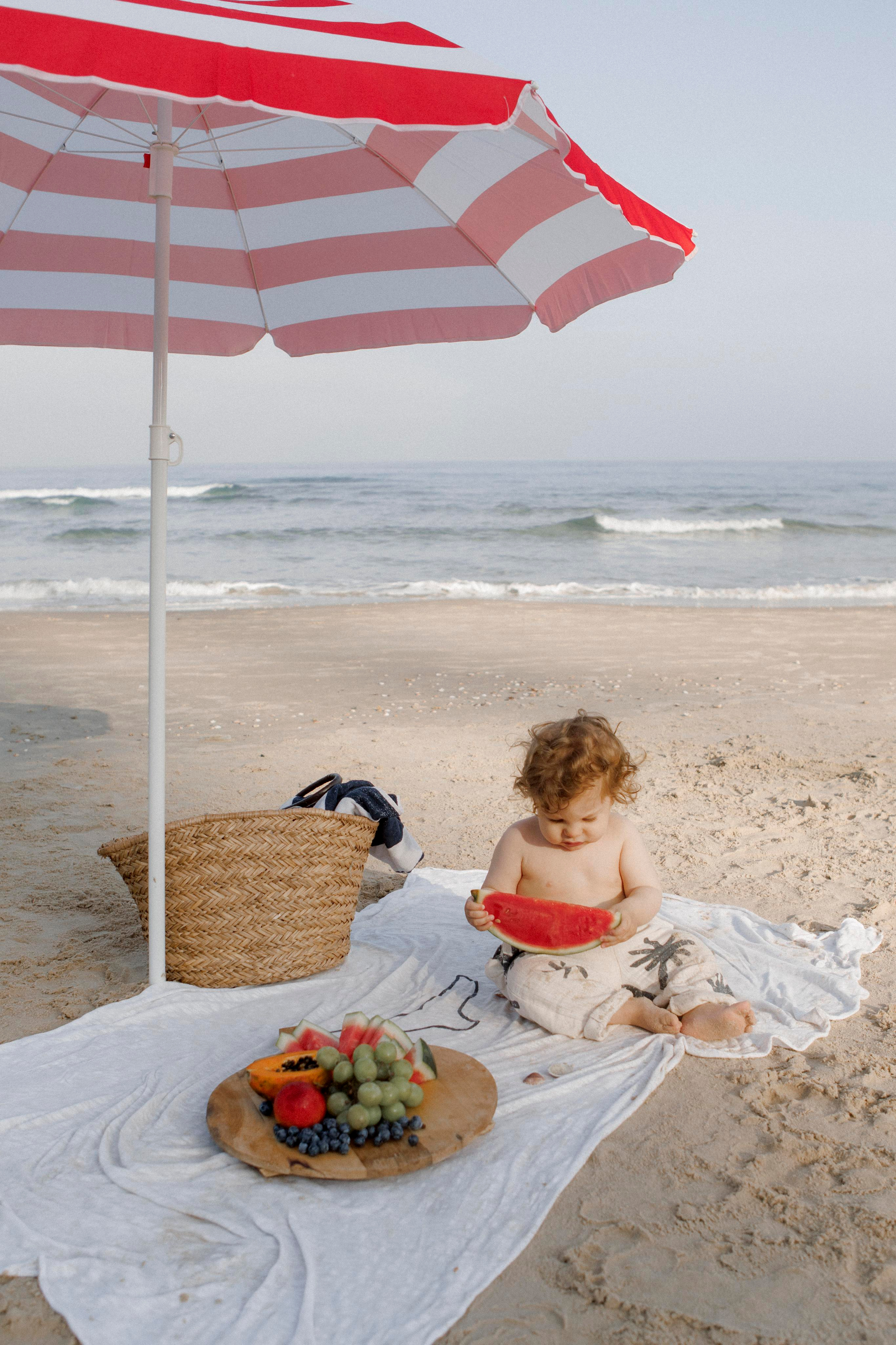First birthday near the sea (sunrise). Wedding and family photographer