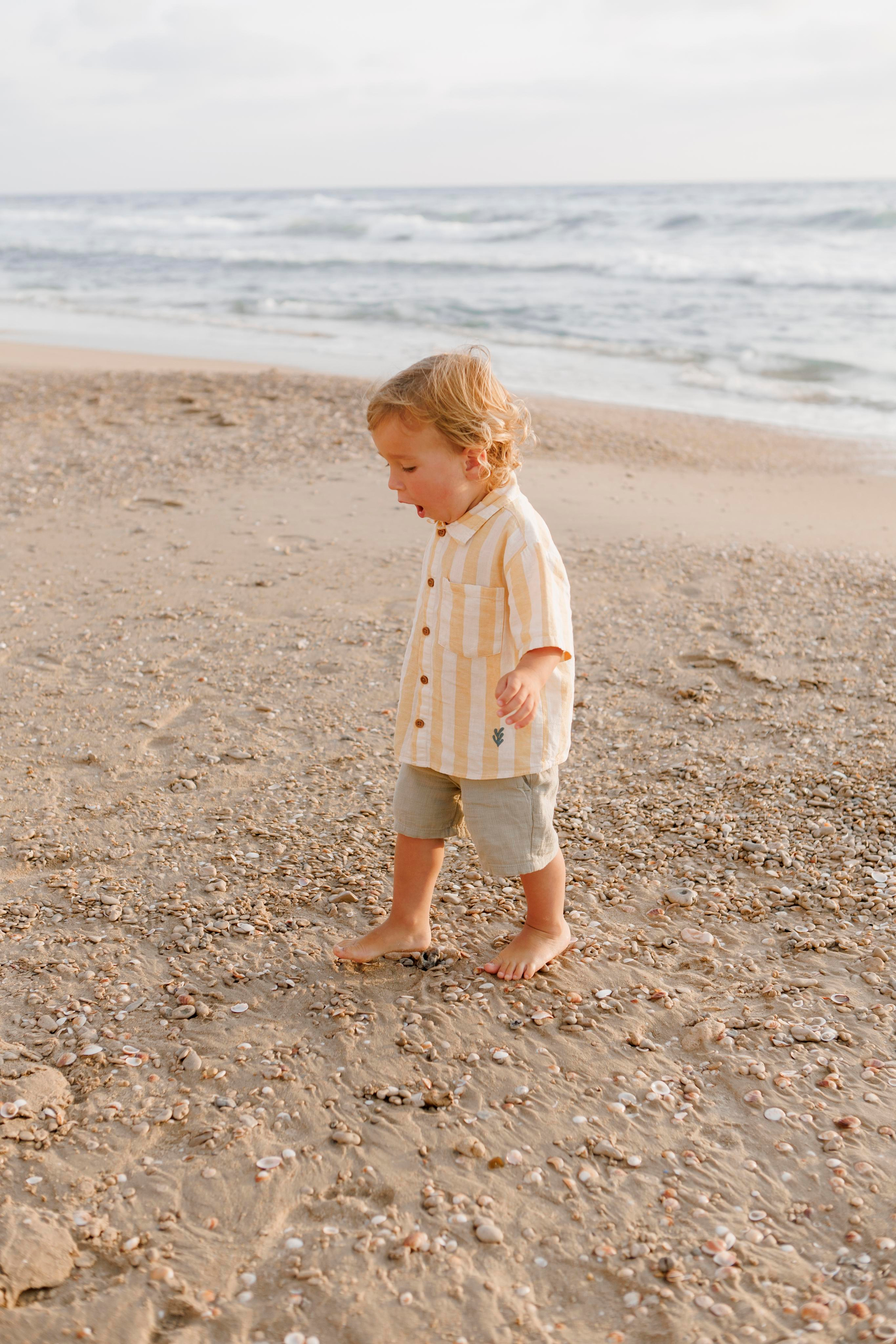 Family photoshoot near the sea (sunset). Главная