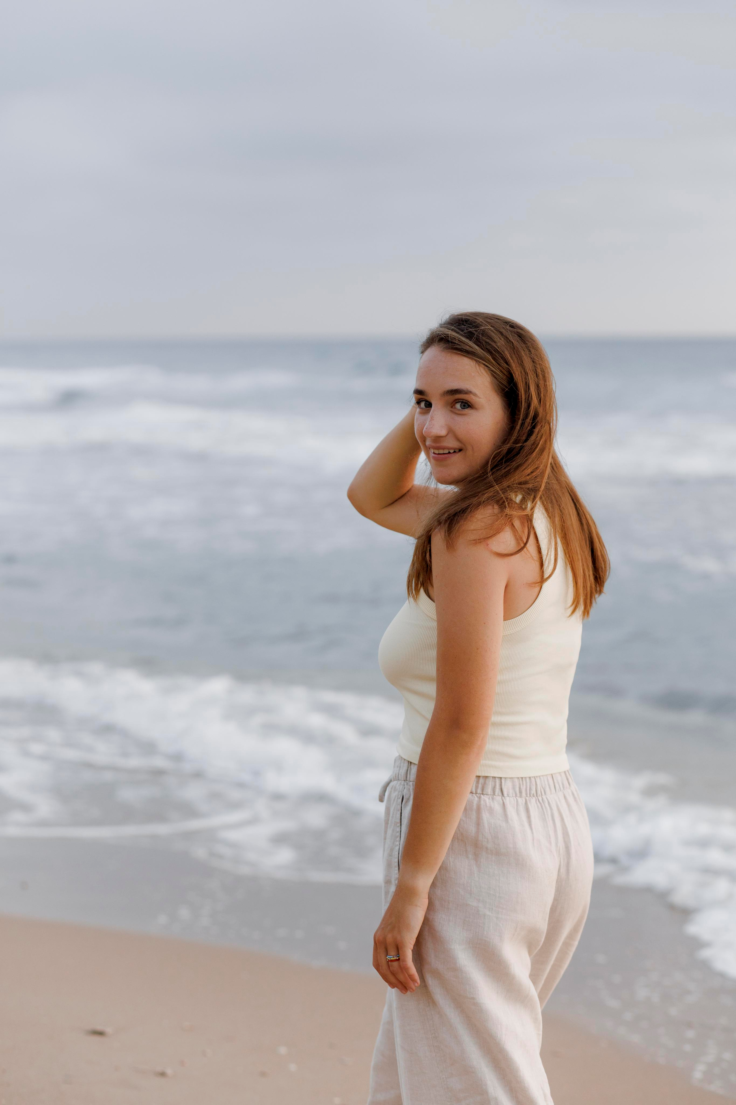 Family photoshoot near the sea (sunset). Главная