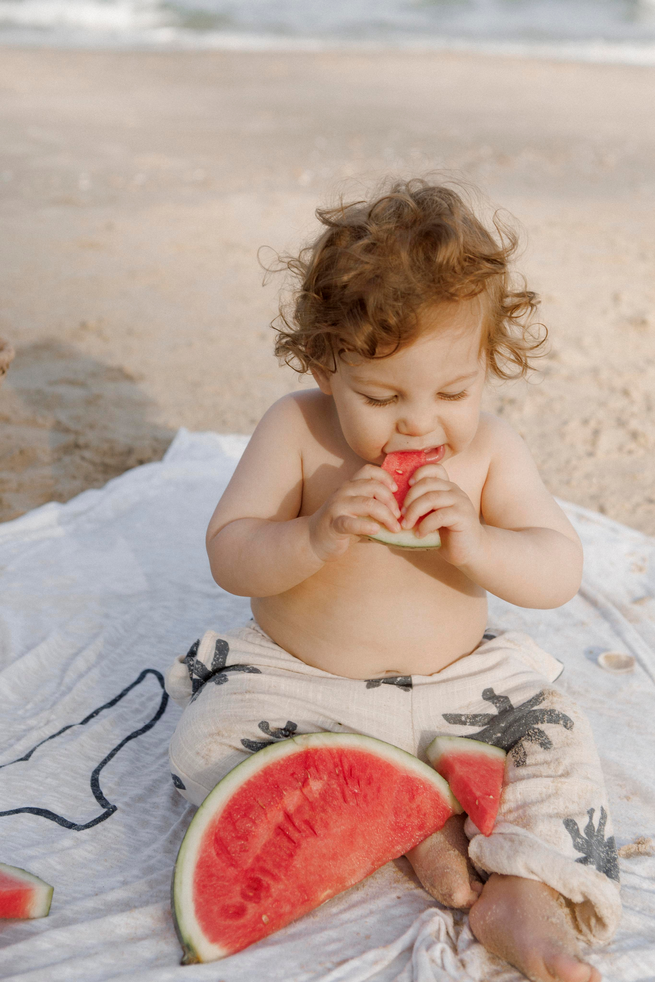 First birthday near the sea (sunrise). Wedding and family photographer