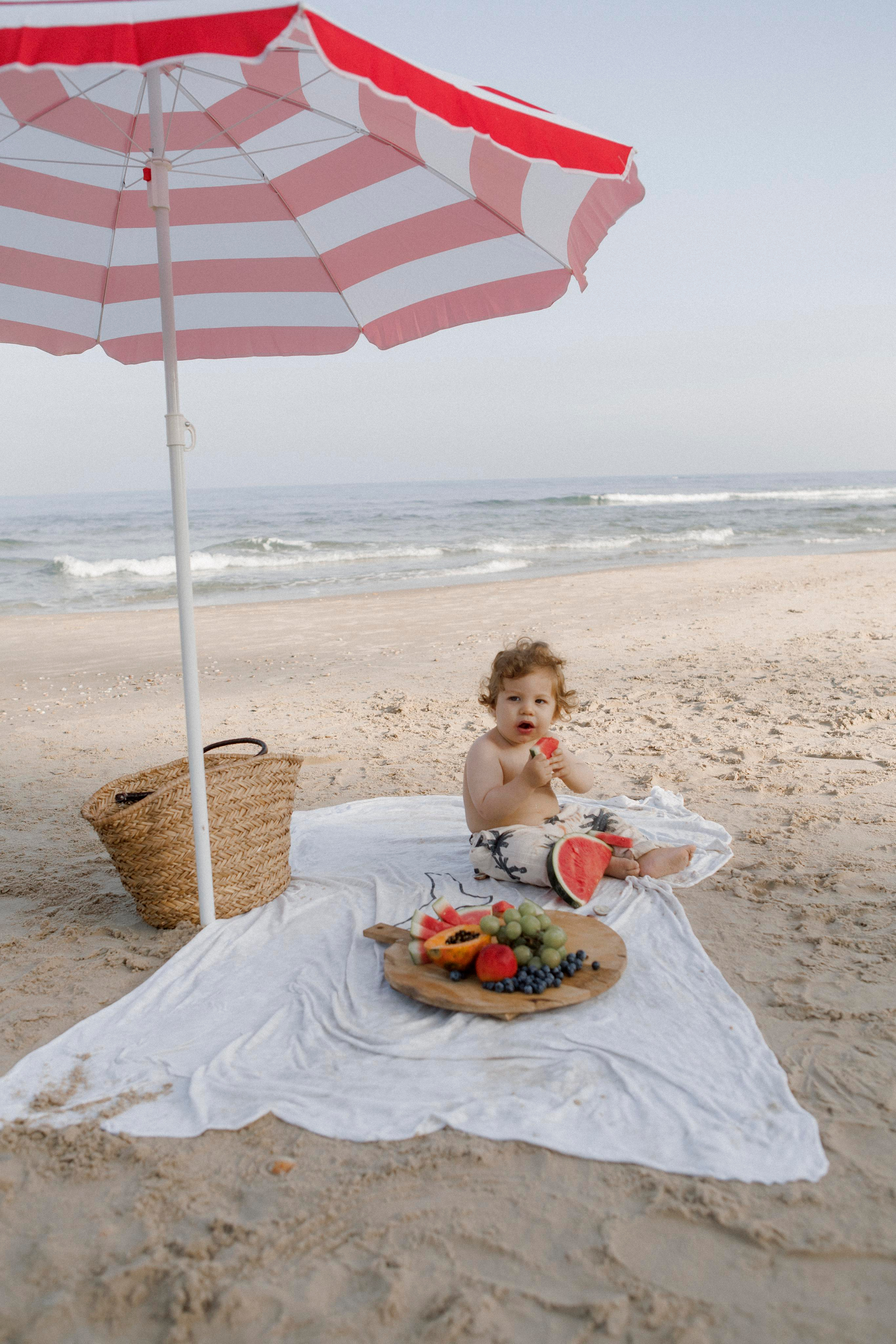 First birthday near the sea (sunrise). Wedding and family photographer