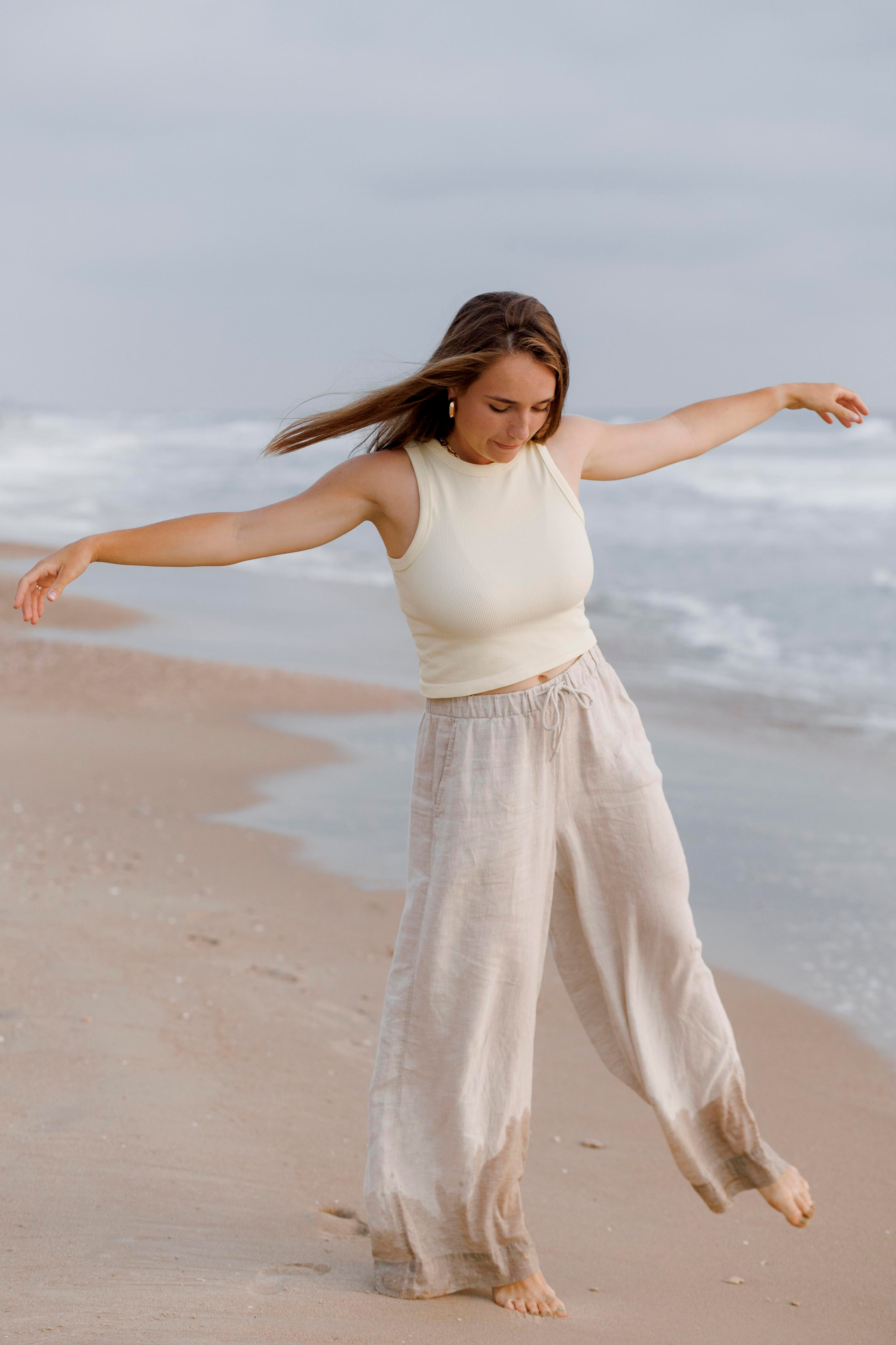 Family photoshoot near the sea (sunset). Главная