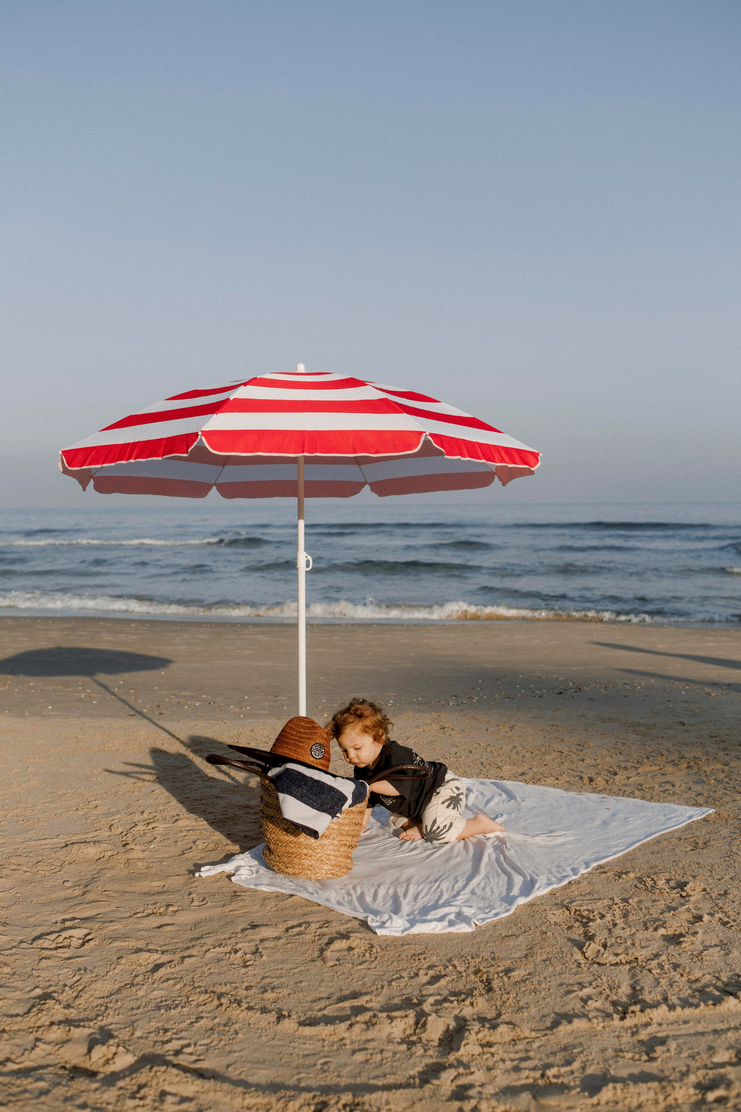 First birthday near the sea (sunrise). Wedding and family photographer