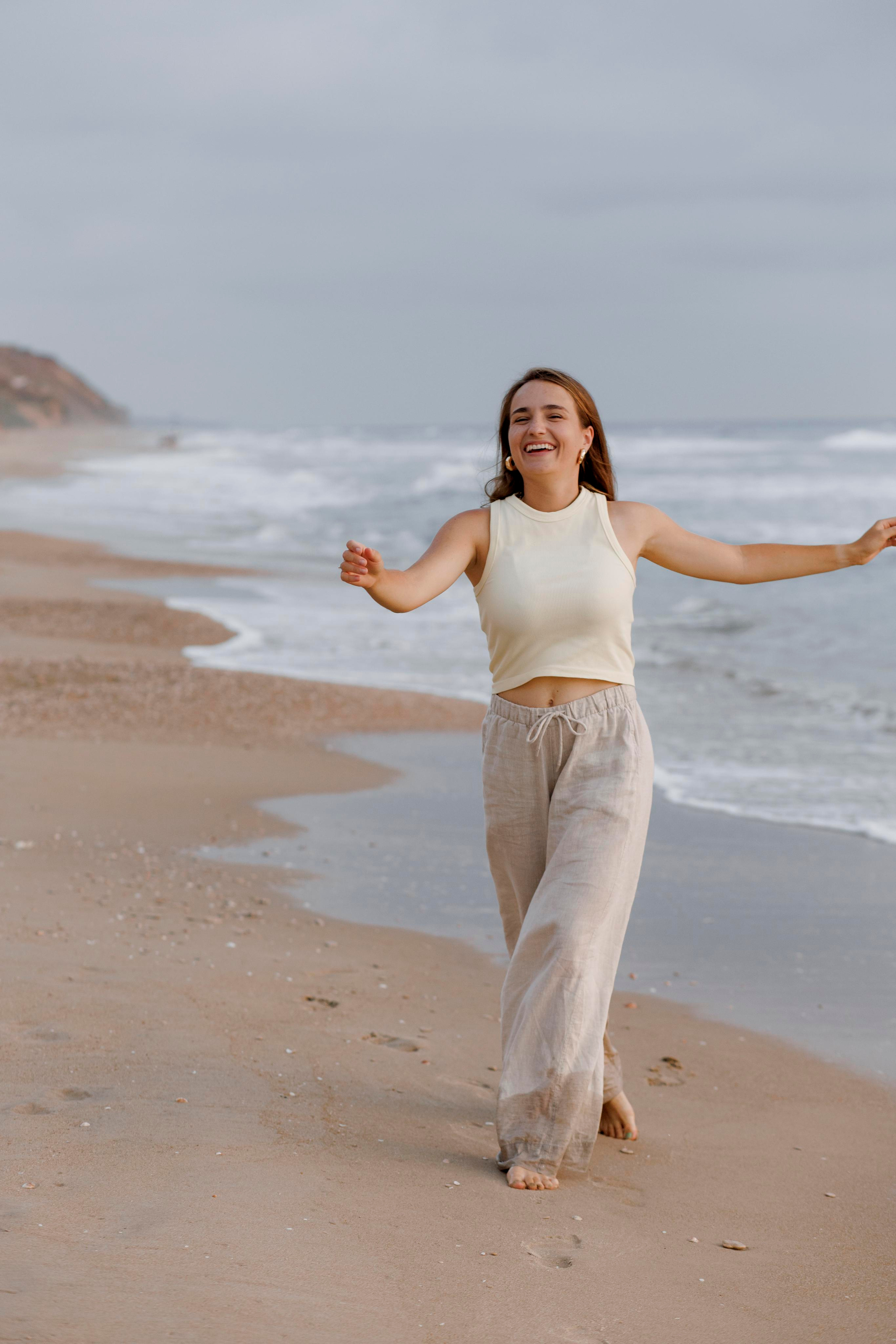 Family photoshoot near the sea (sunset). Главная