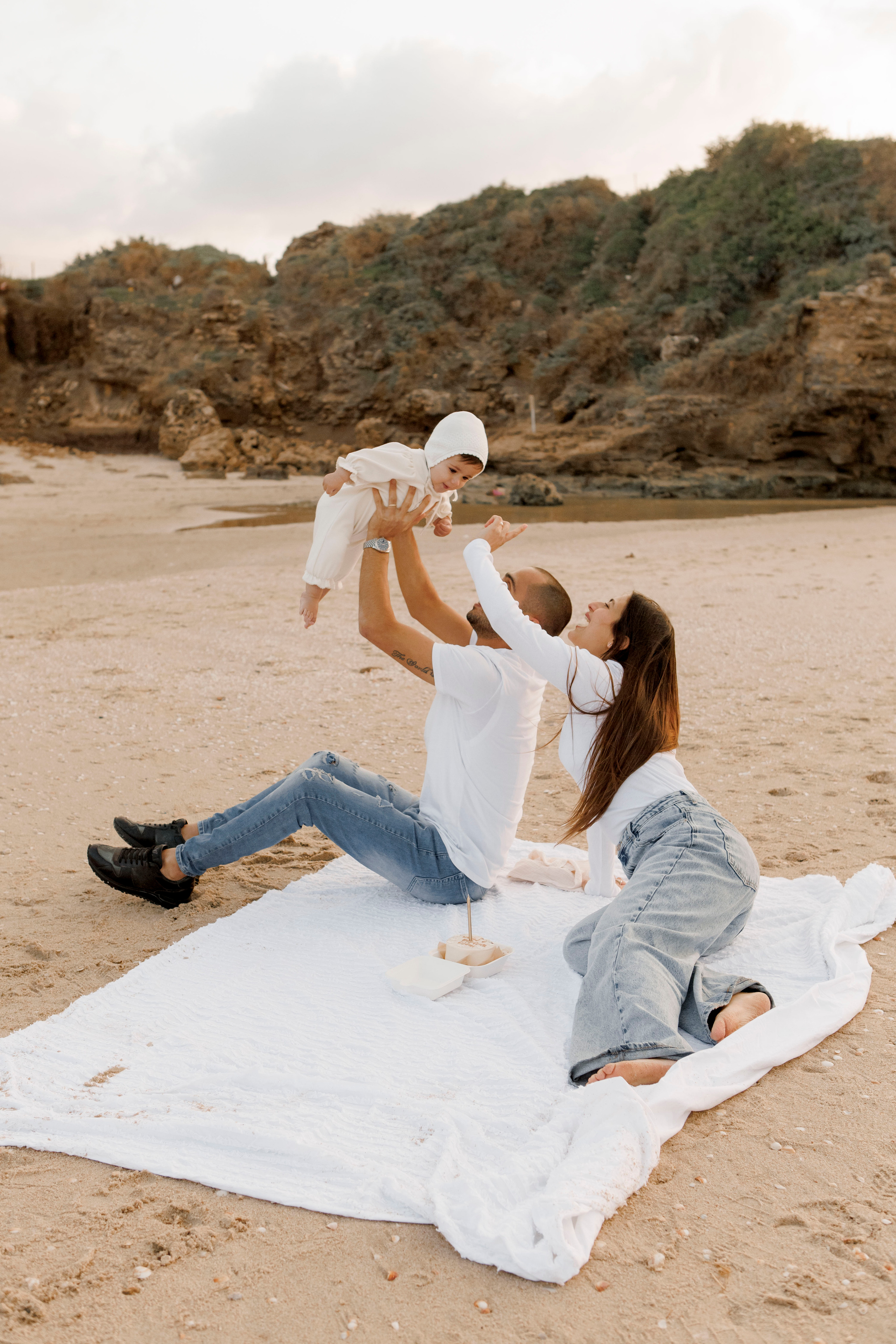 First birthday near the sea (sunset). Главная
