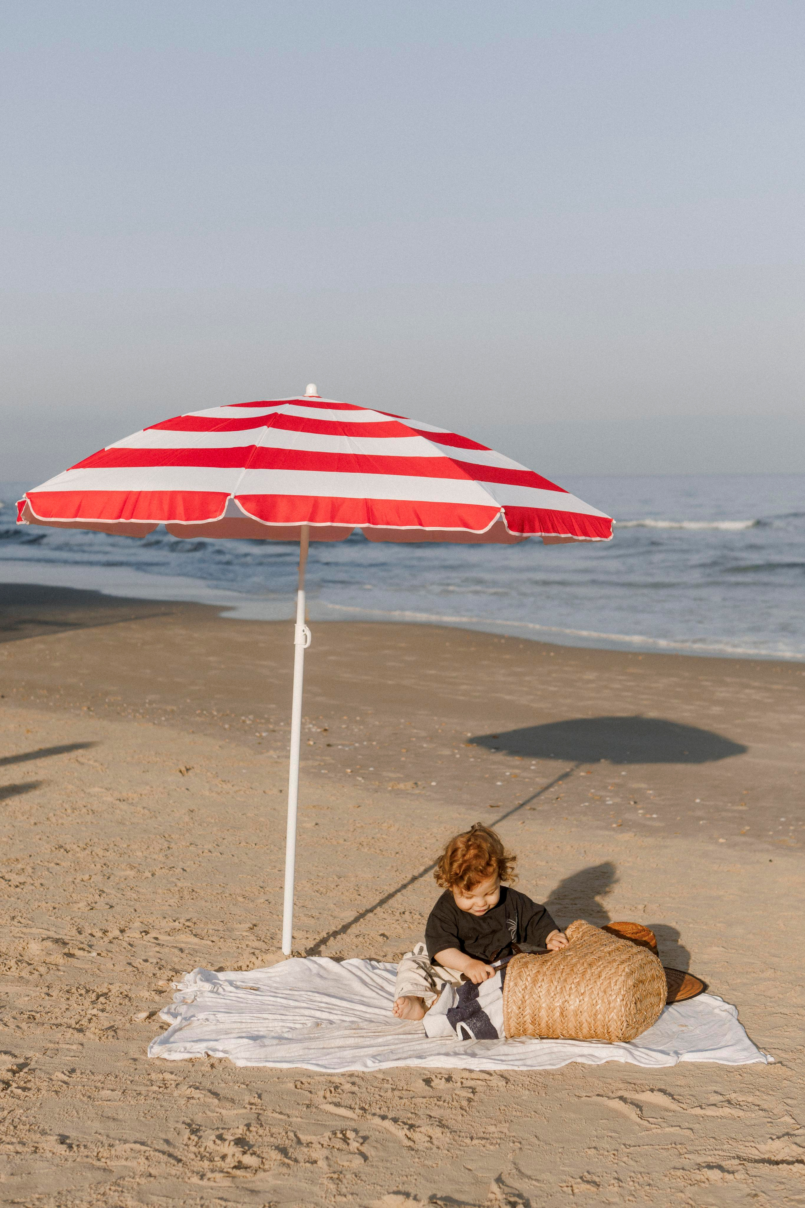 First birthday near the sea (sunrise). Wedding and family photographer