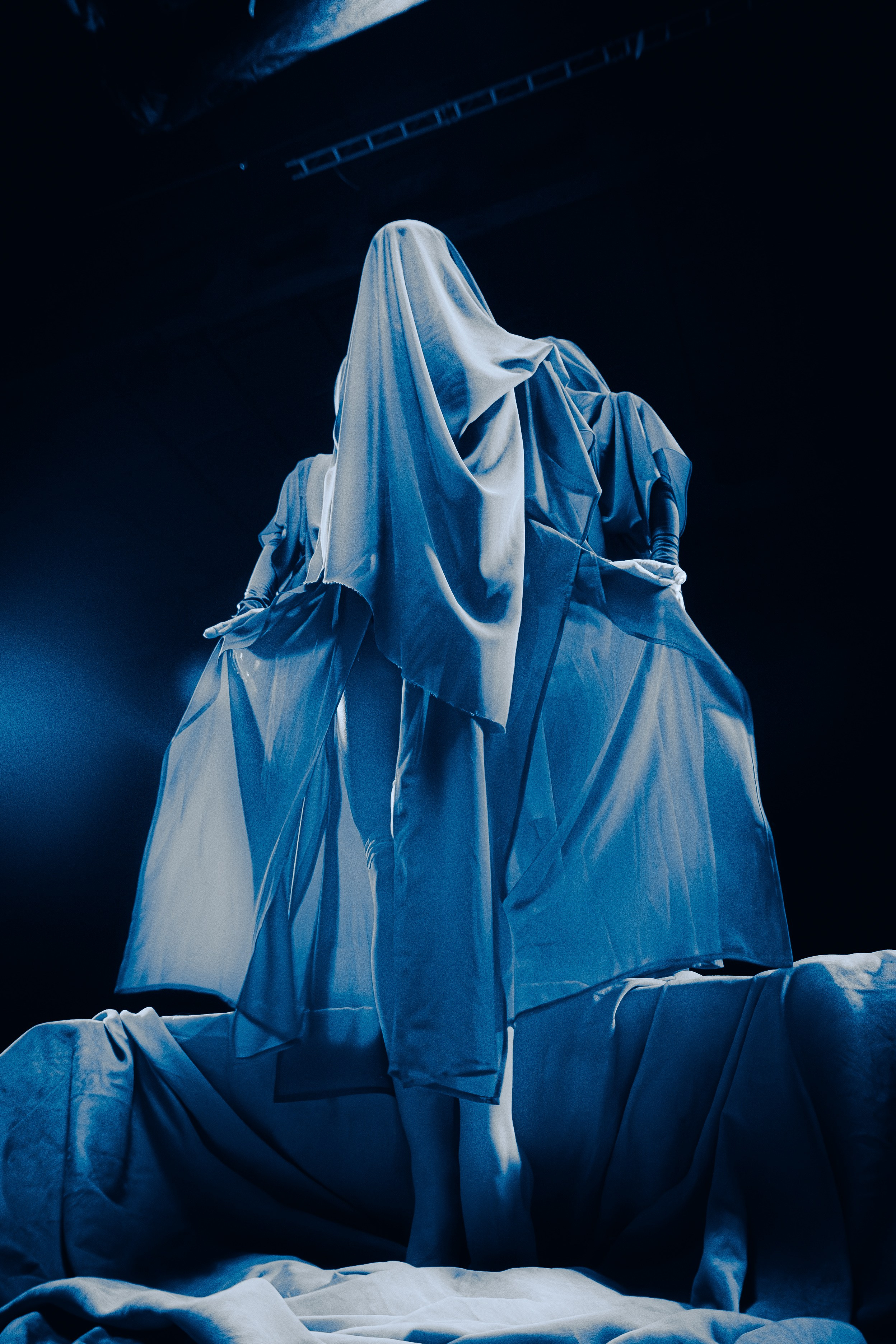 Бэкстеджи. Фотограф Егор Огородов