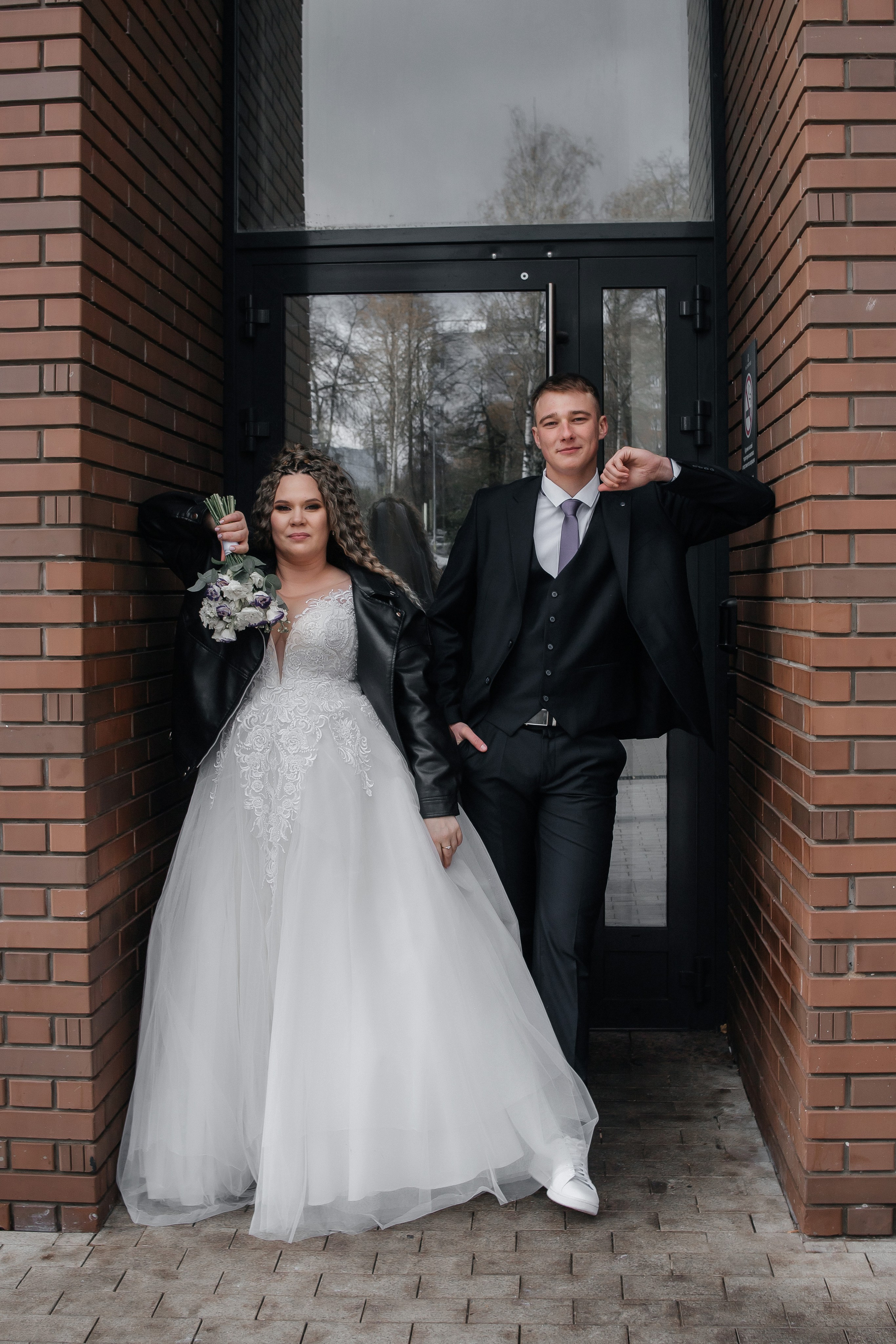 Ноябрьская свадьба в Сормовском ЗАГСе и в фотостудии Акт Первый. Свадебный фотограф и фотограф Love-Store в Нижнем Новгороде Анастасия